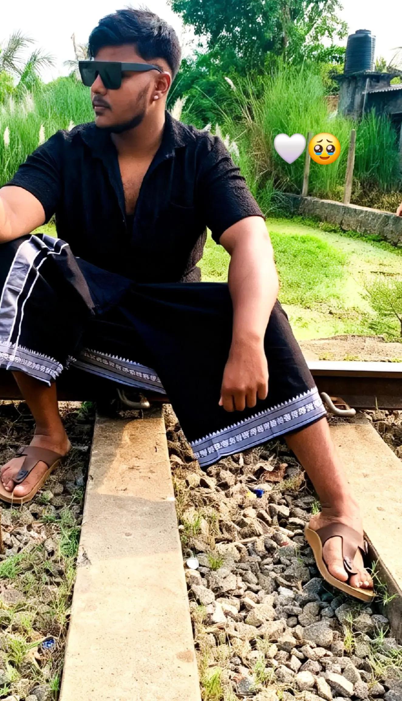 @வீர தமிழன் 🇱🇰☄️🔥