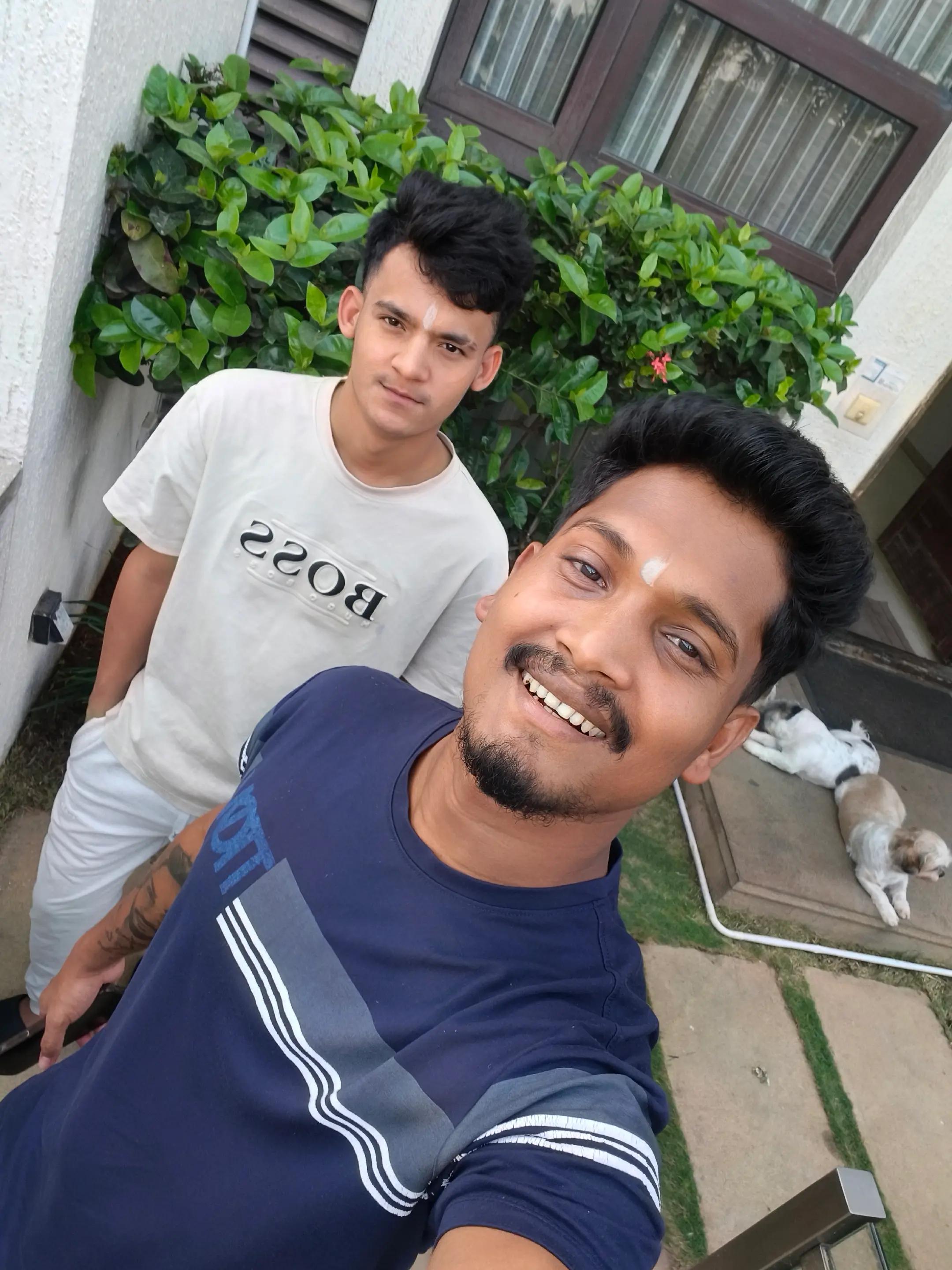 @MR.....Thapa Kazi ❤️🩹😘