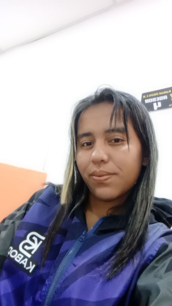 @maria Veronica 15