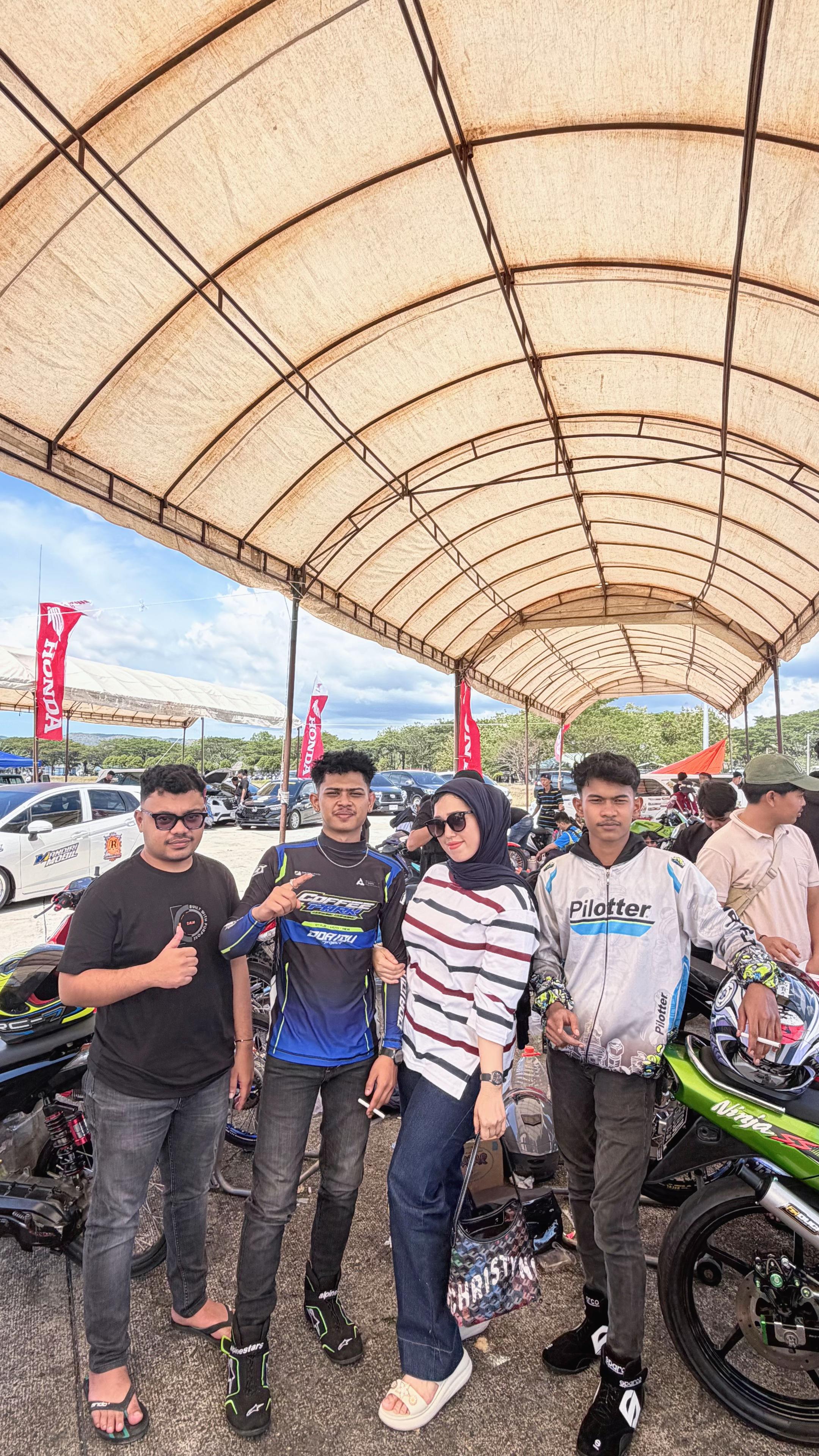 @DN Store - Deknie