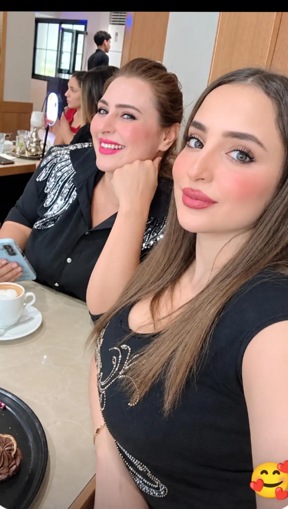@yesmina