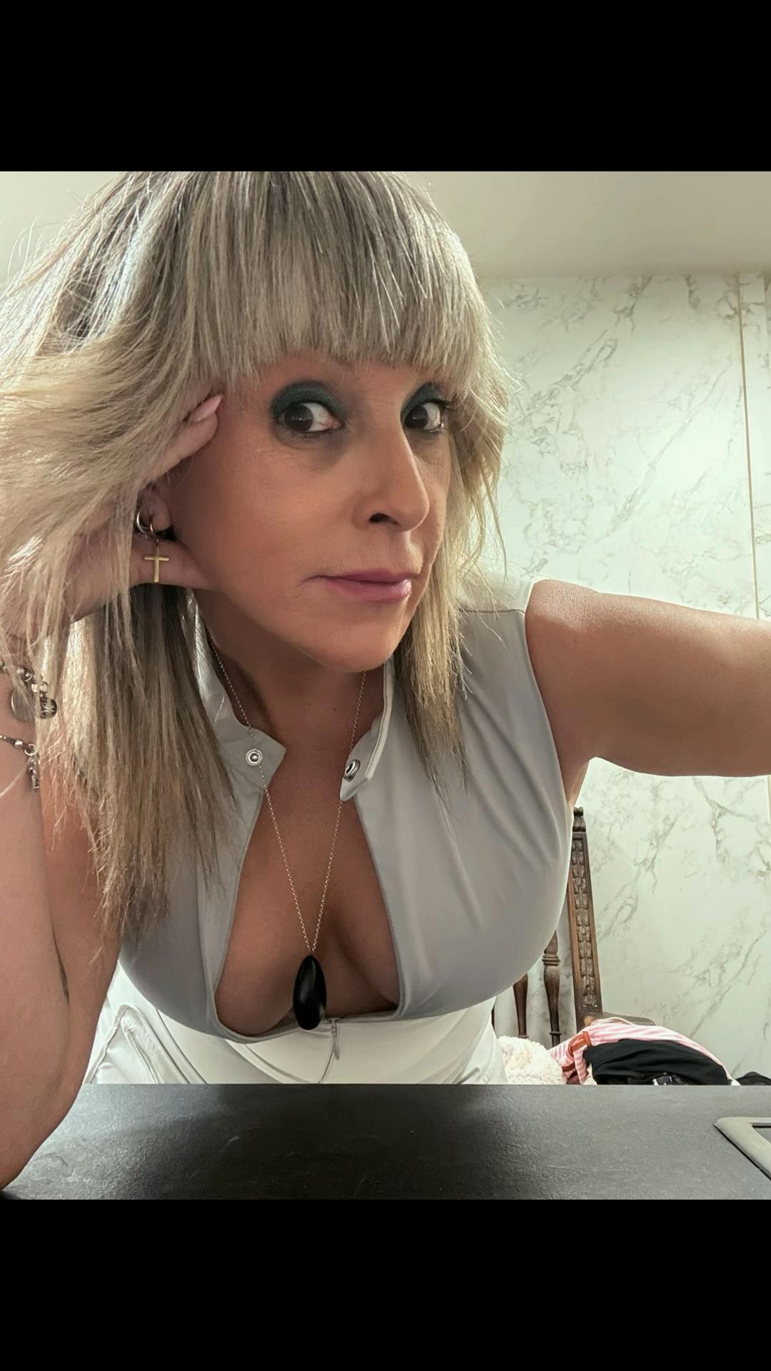 @Anacar77