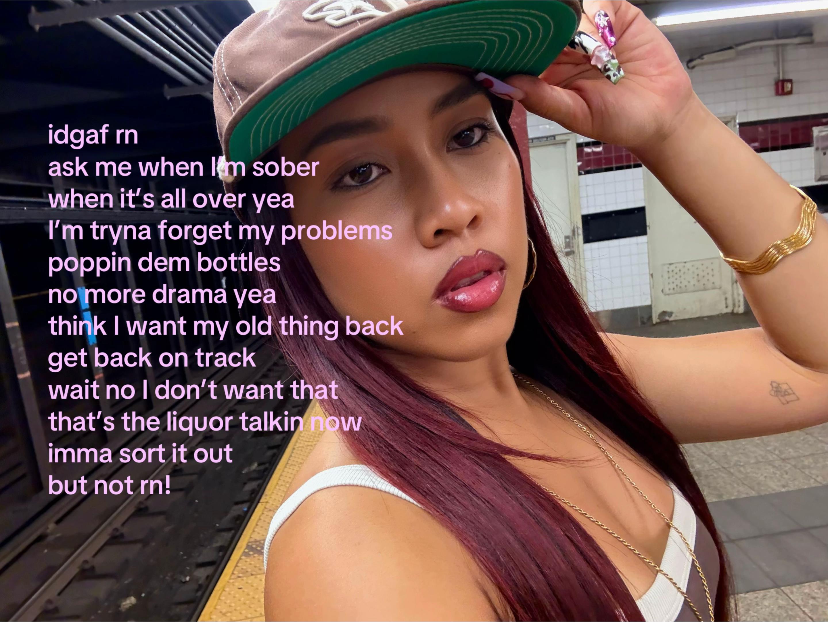 @LARA ANDALLO