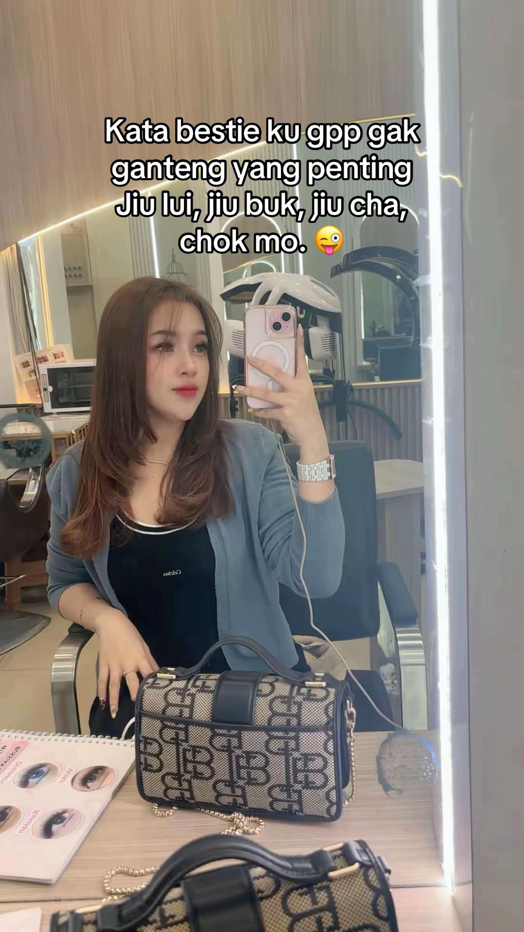 @Amanda 🦋