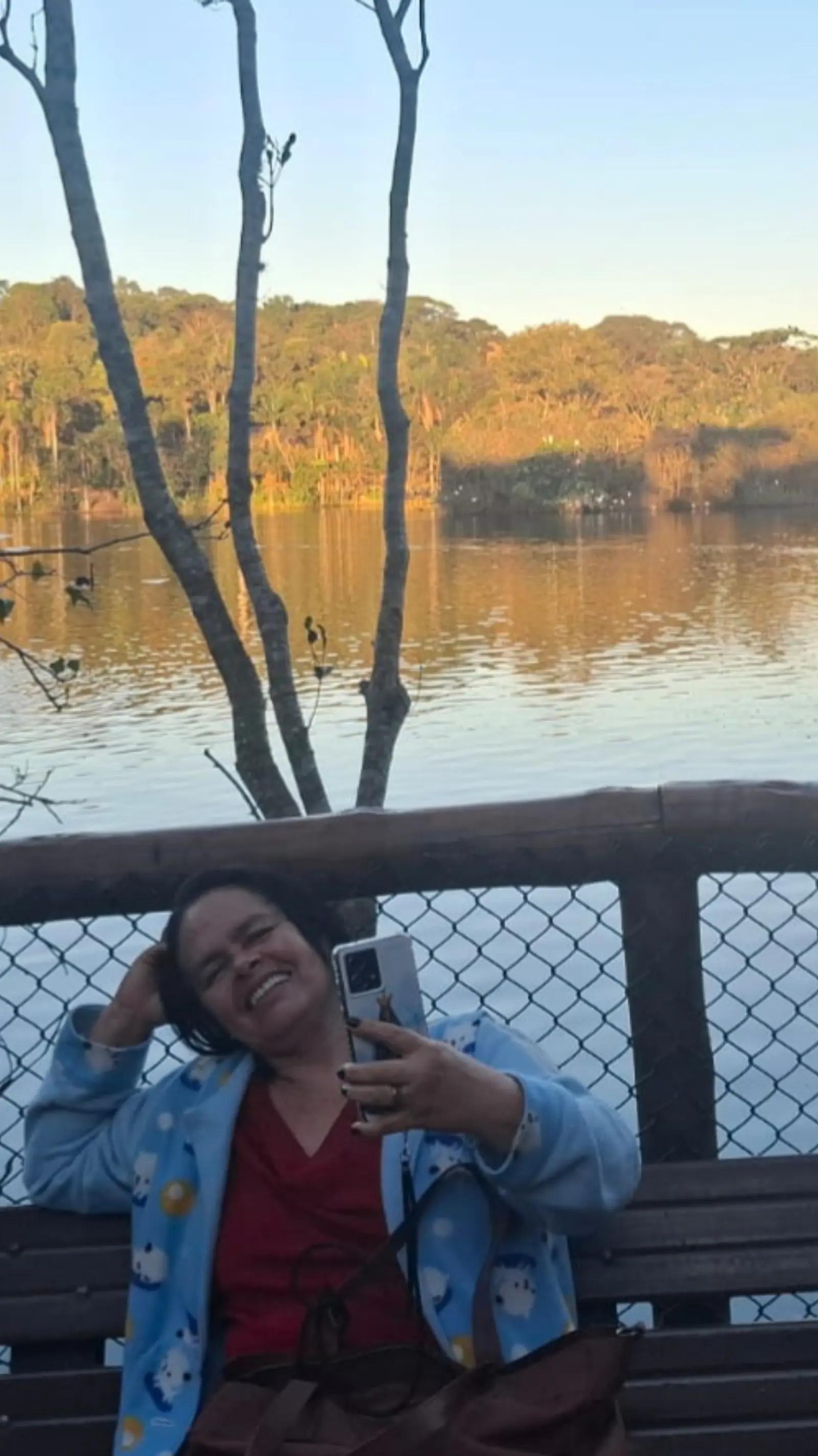 @Acácia Crispim