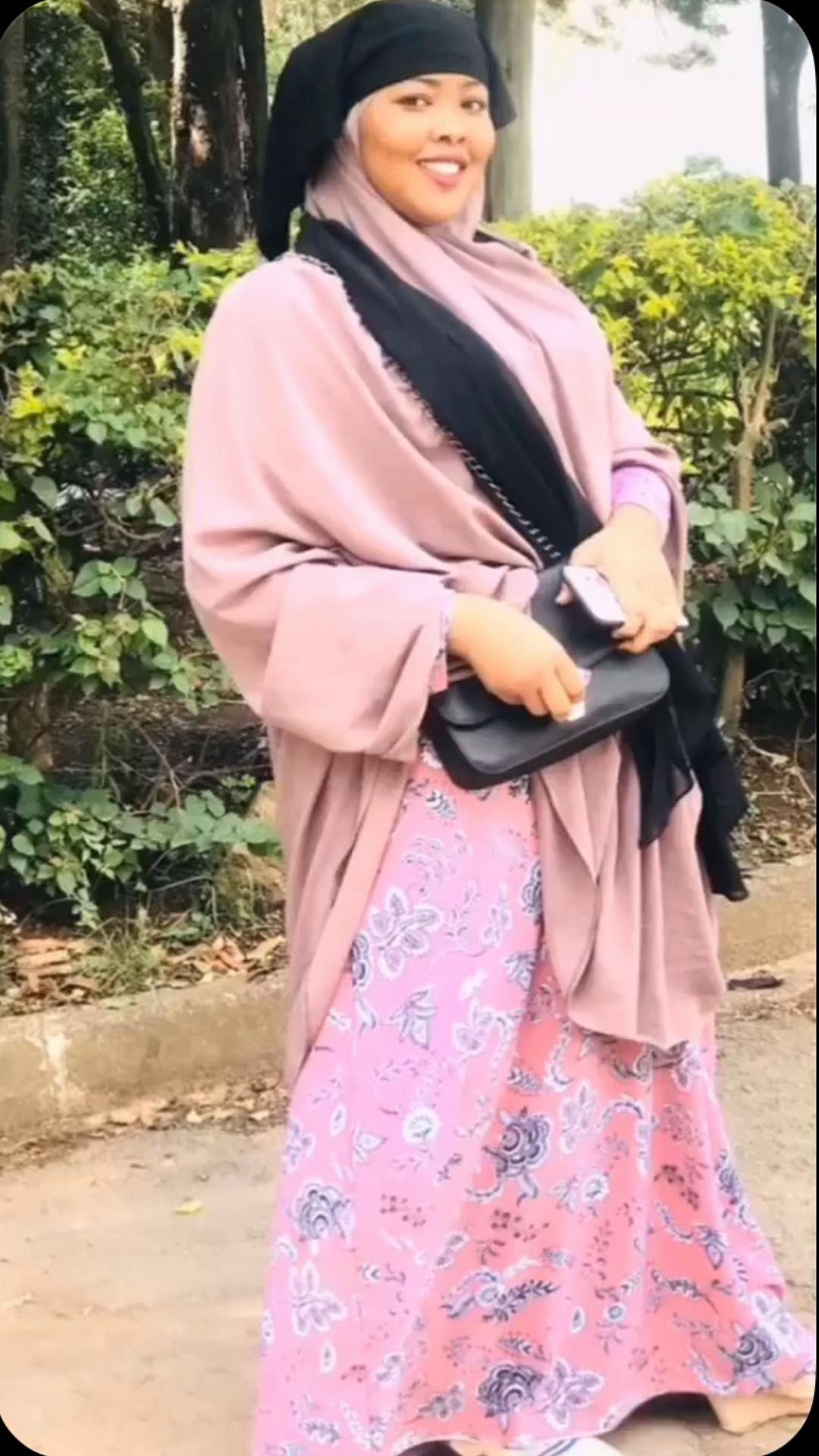 @Zaam Queen🇸🇴🐎