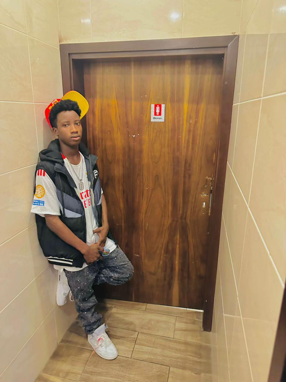 @Tr&otilde;nj&ecirc;&uuml;r 224🇬🇳