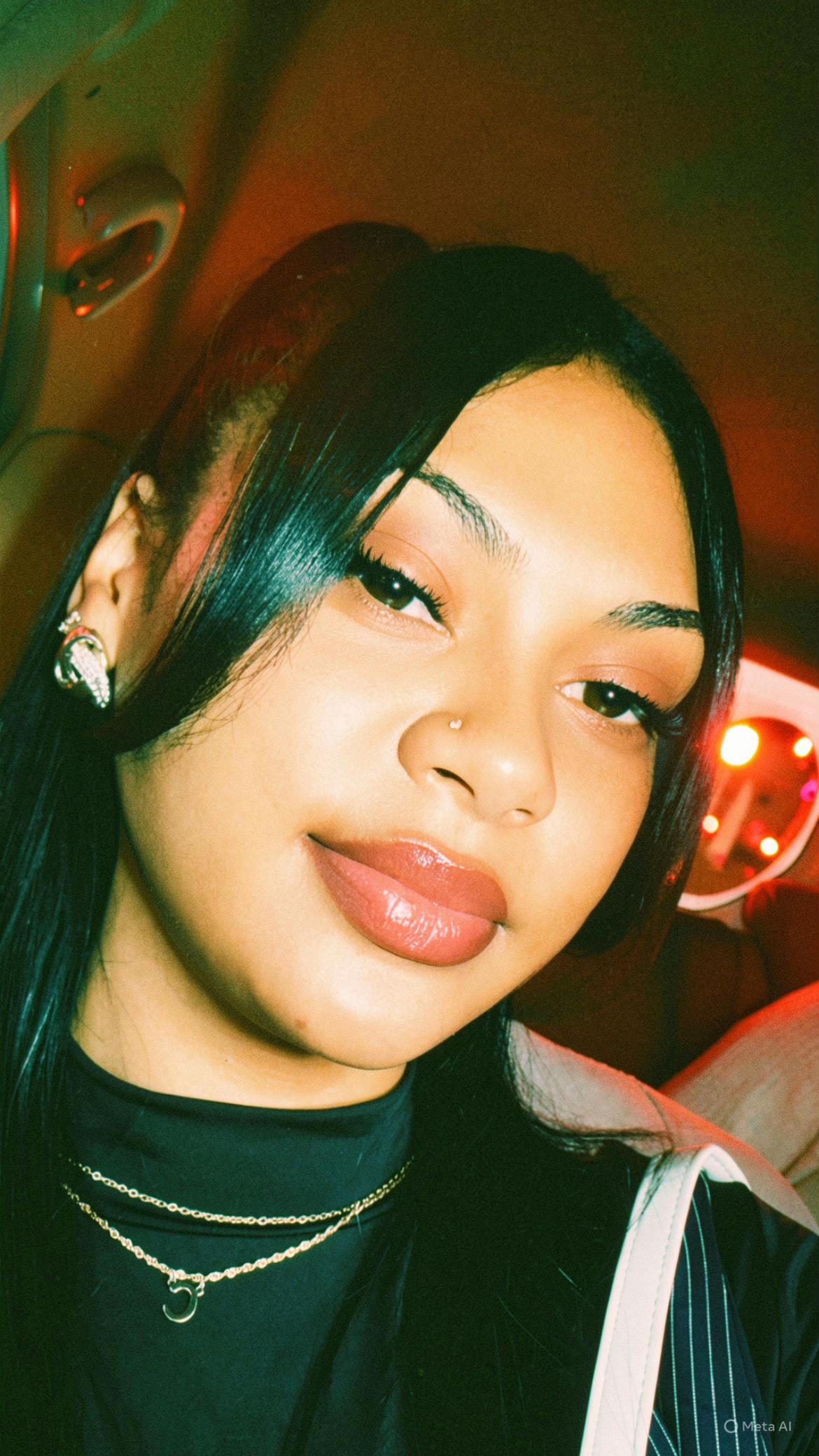 @𝓒𝓵𝓪𝓾𝓭𝓮𝓽𝓽𝓮 𝓒 🧚♀️🌝