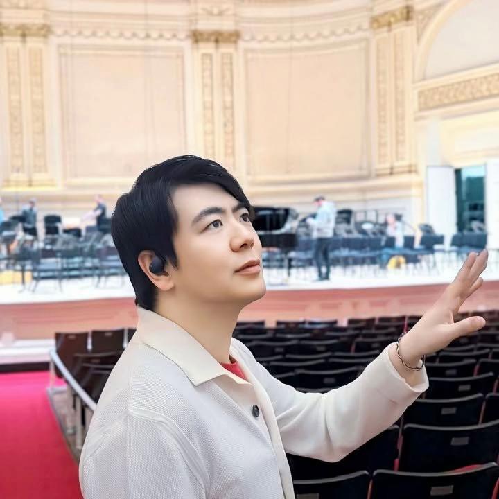 @Lang Lang