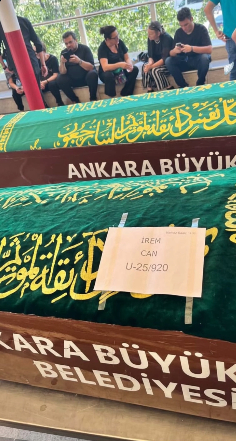 @İ𝕣𝕖𝕞🐆