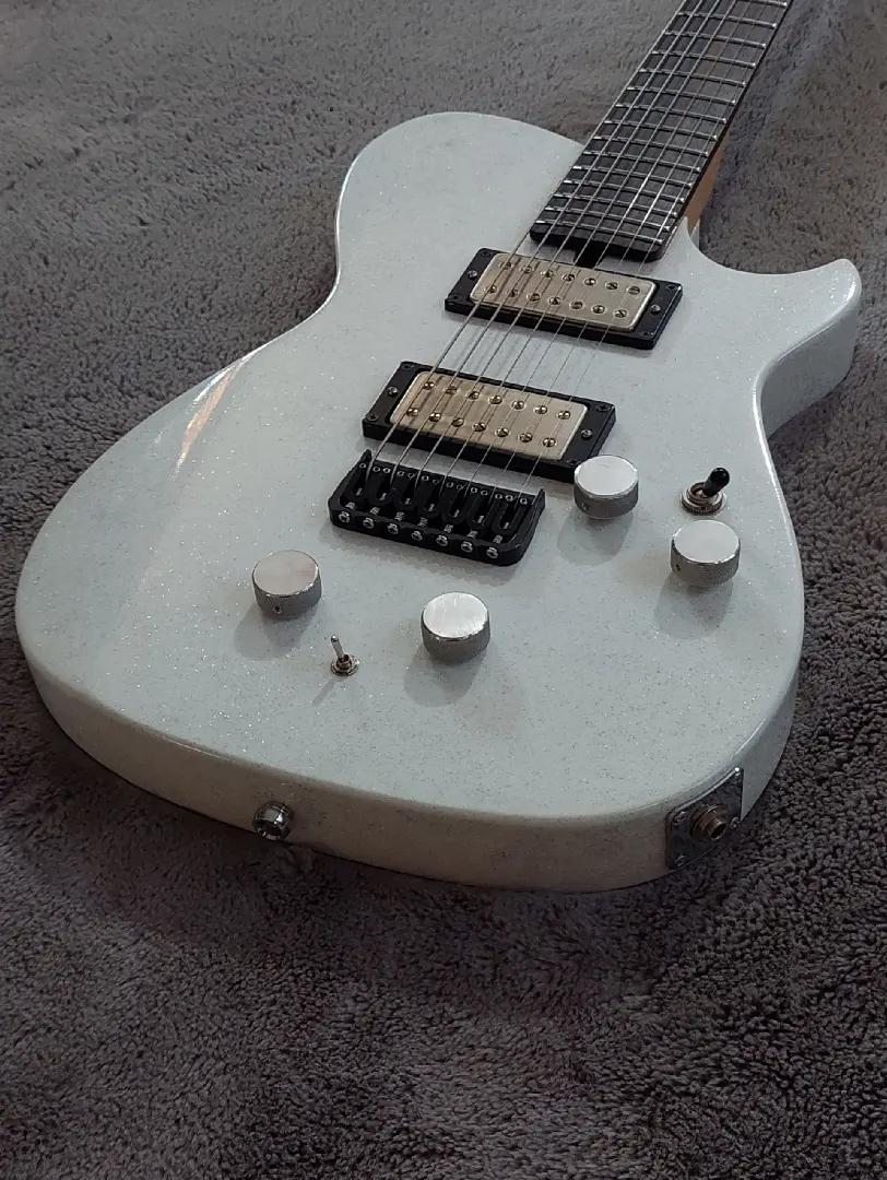 @Indartewe Guitars