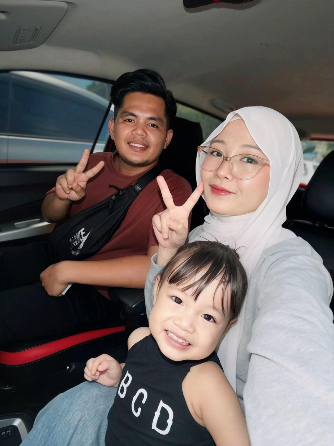 @Mommy and Nadine ♡