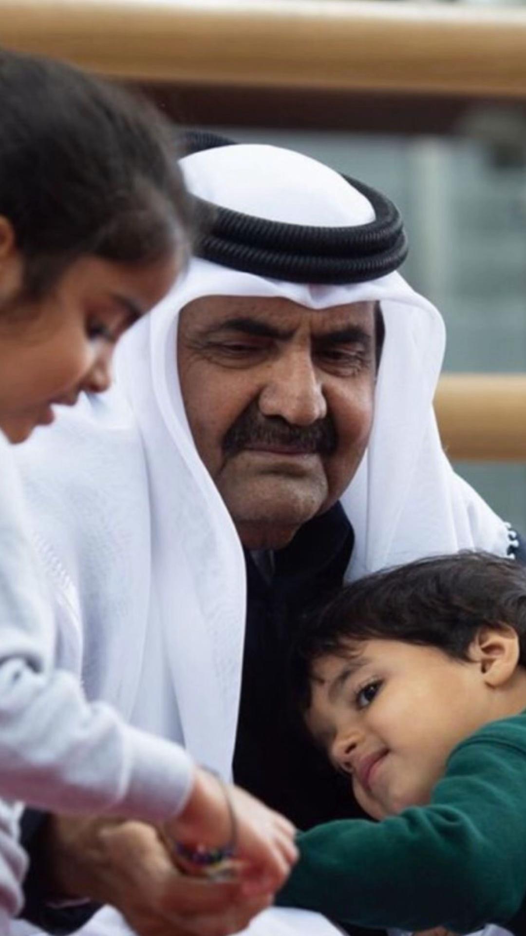 @ضـي .