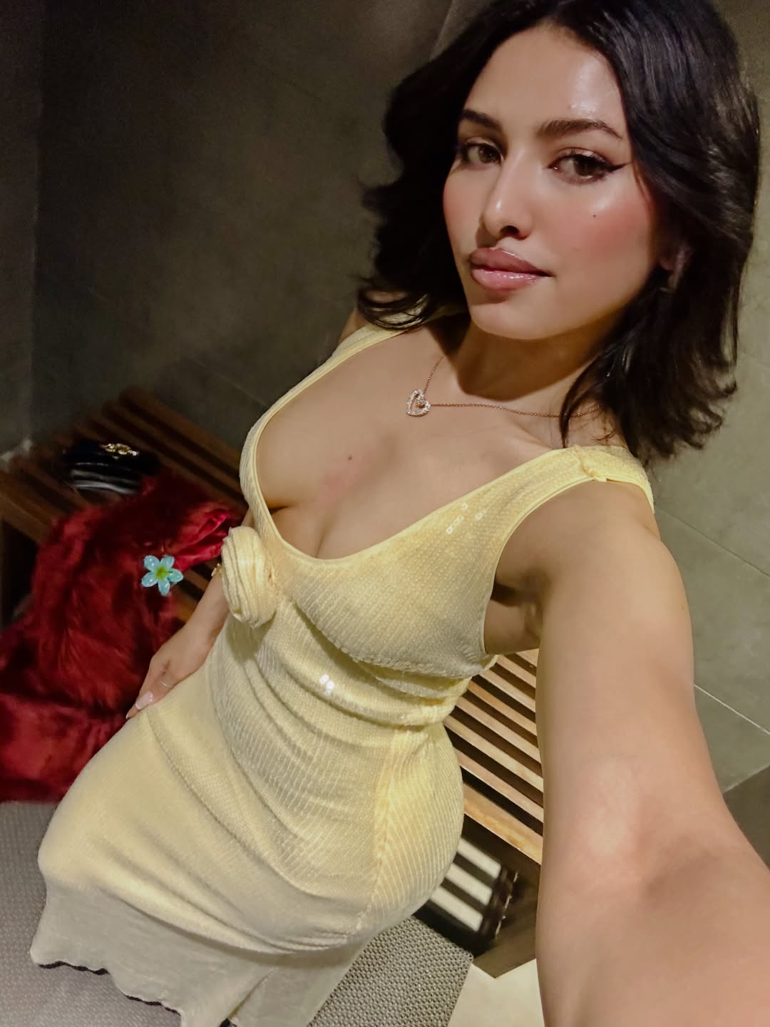 @esmita_esrat0