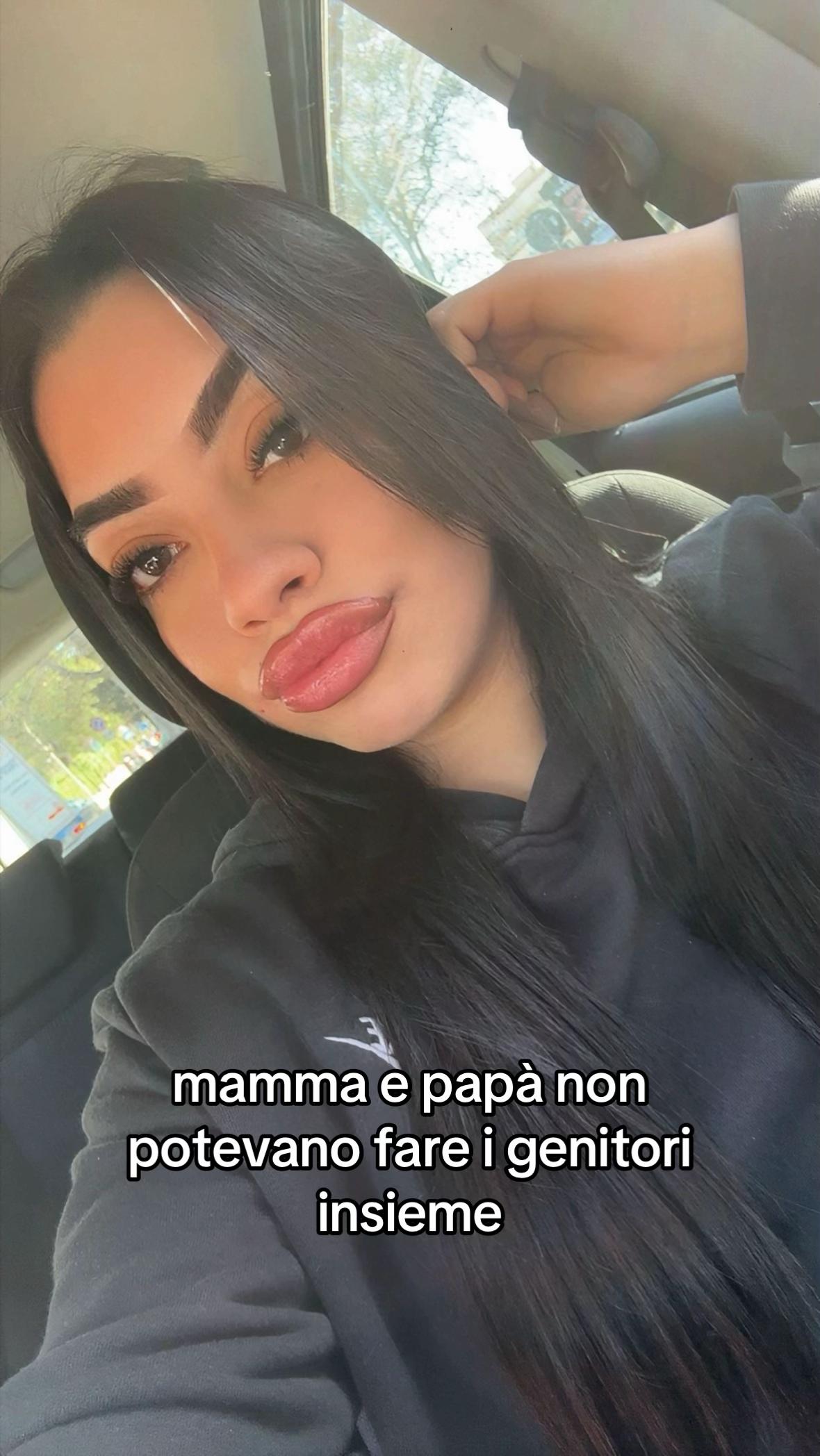 @𝓡𝓞𝓢𝓨🍓