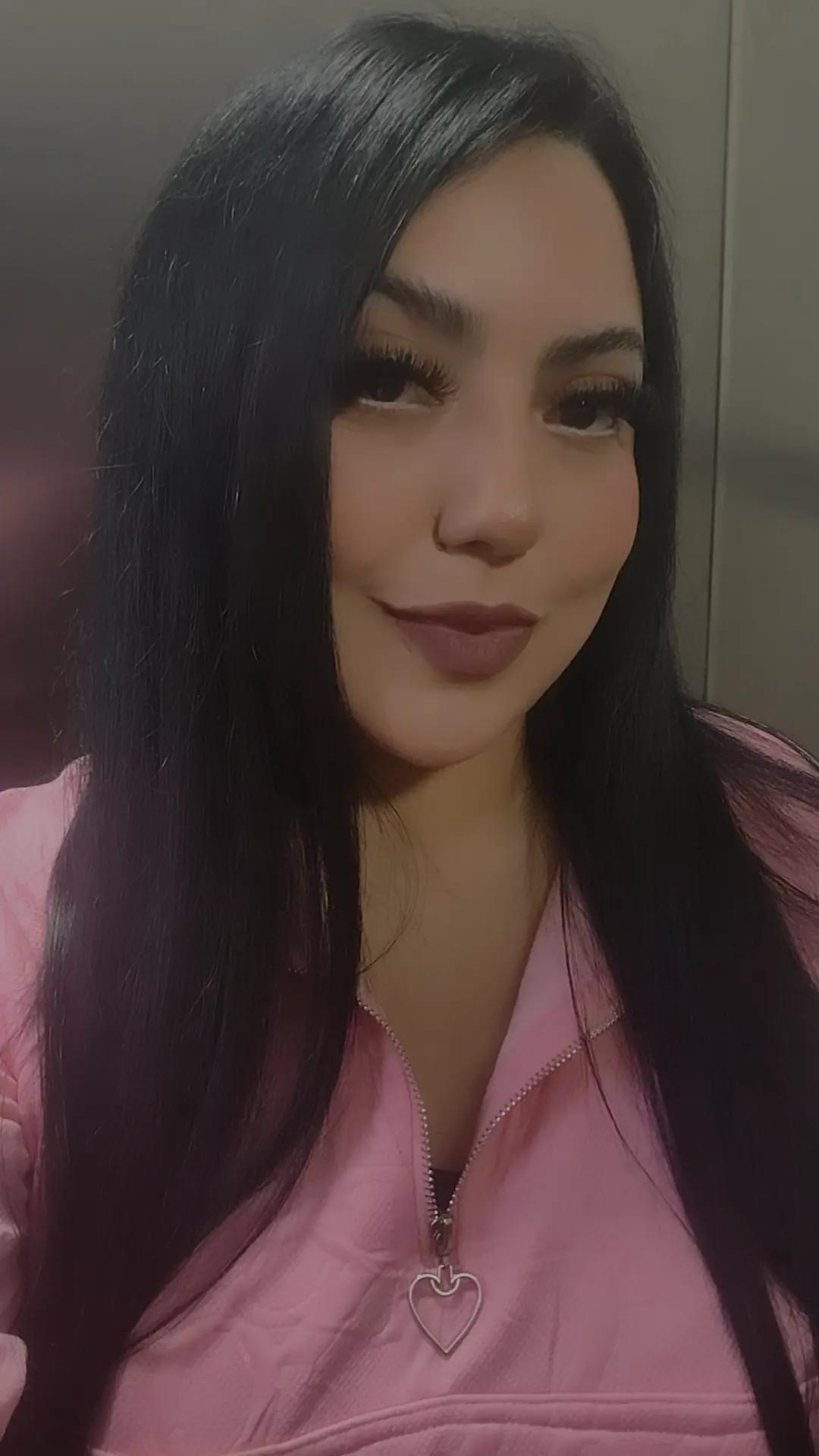@Yanelyz'