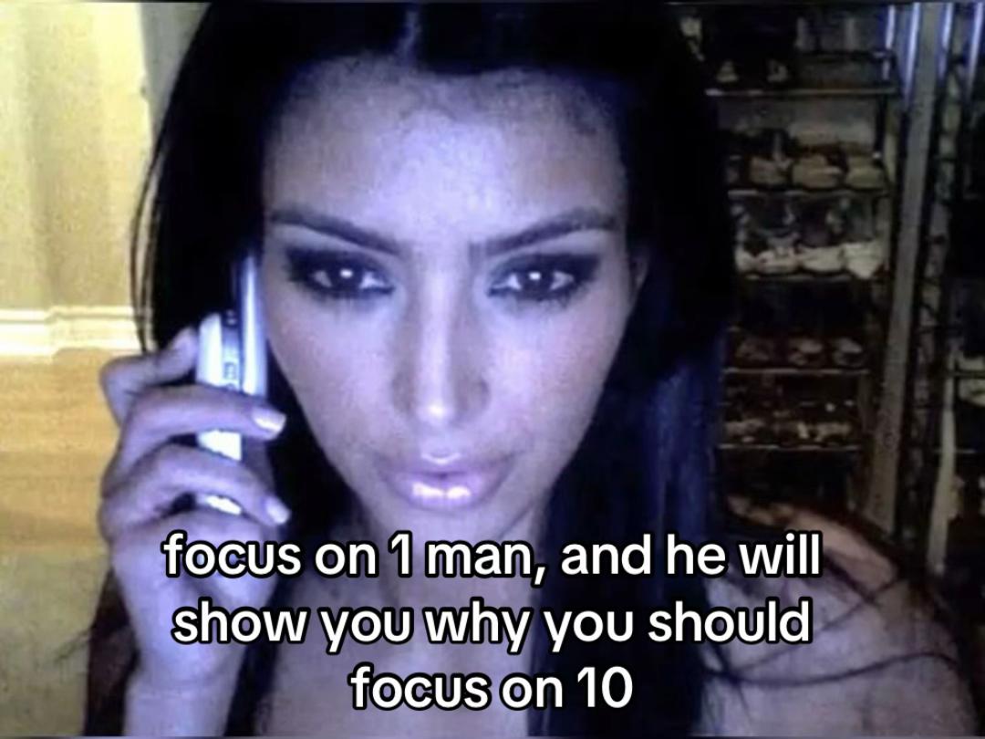 @defnot.girl