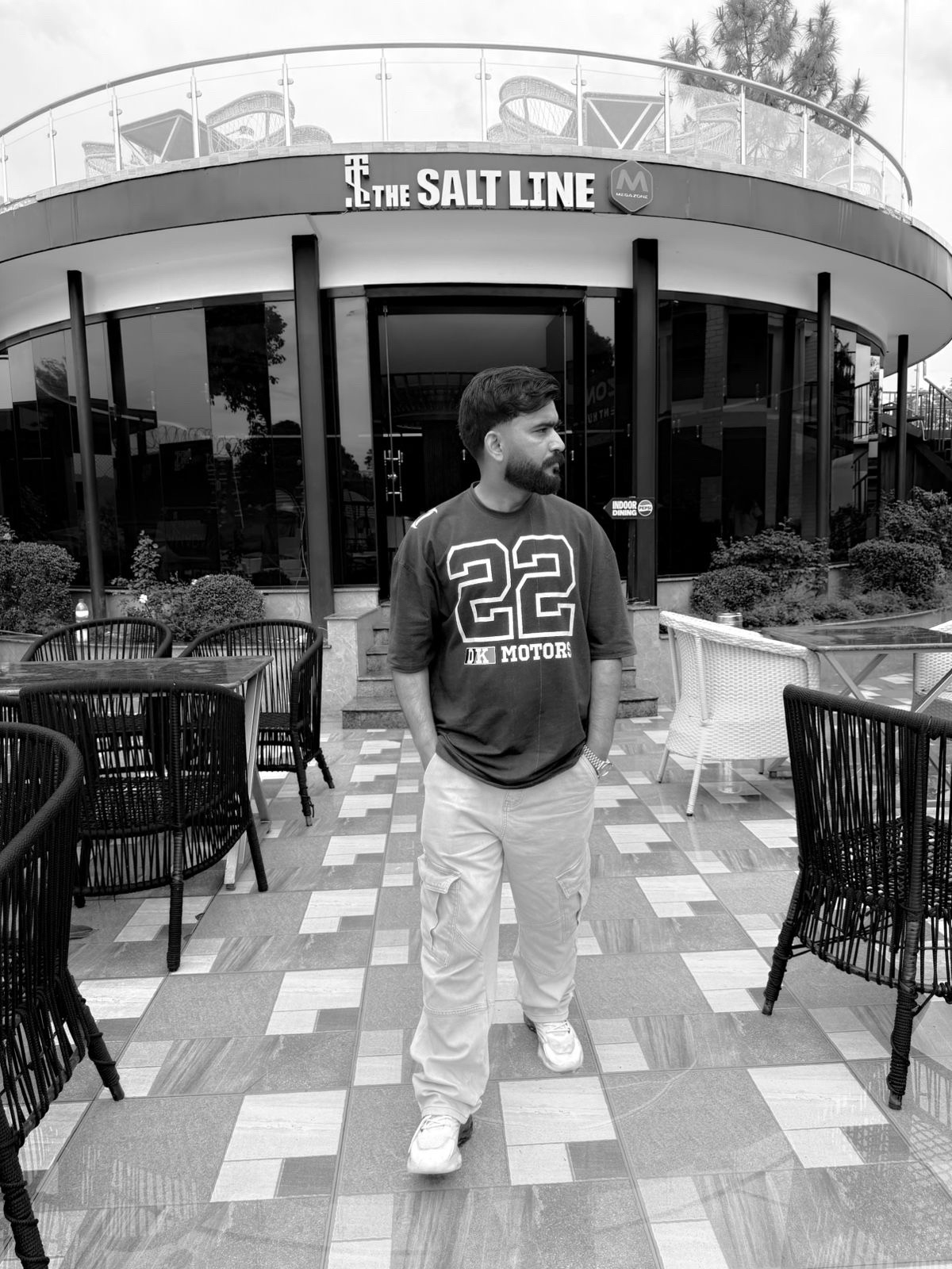 @S H A H B A Z R A J A 👑