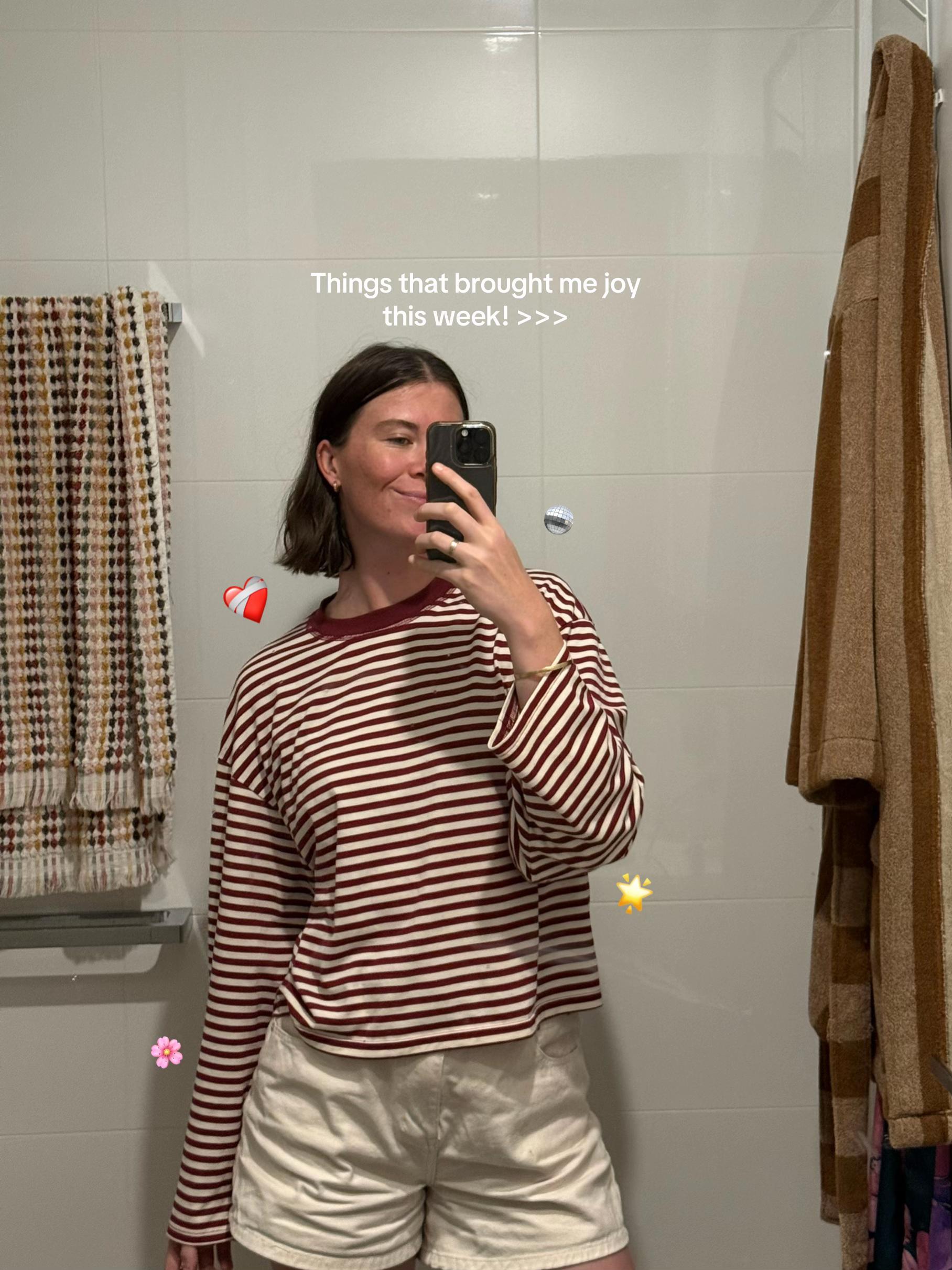 @SOPHIE STUART