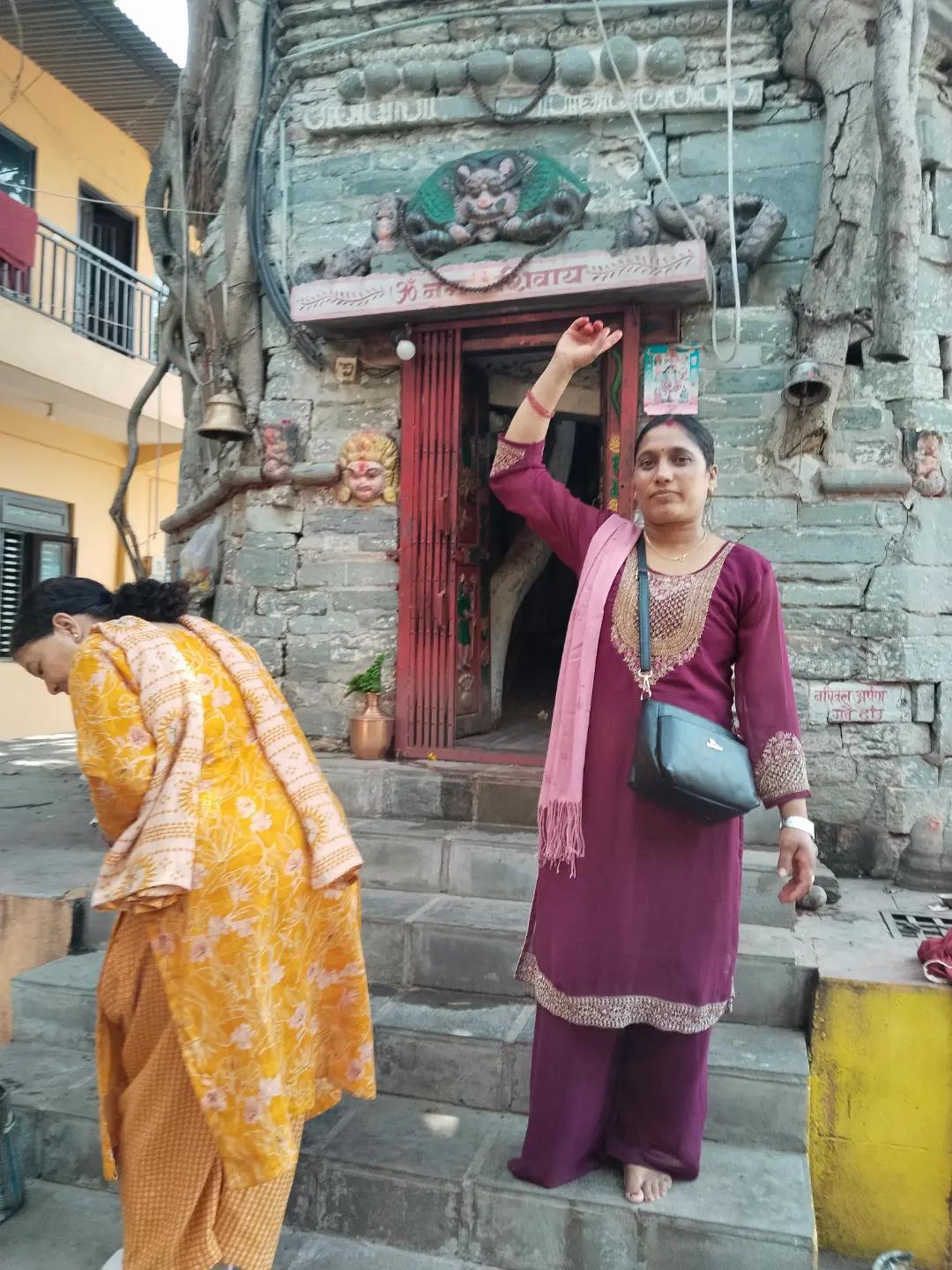 @Devi Khatri