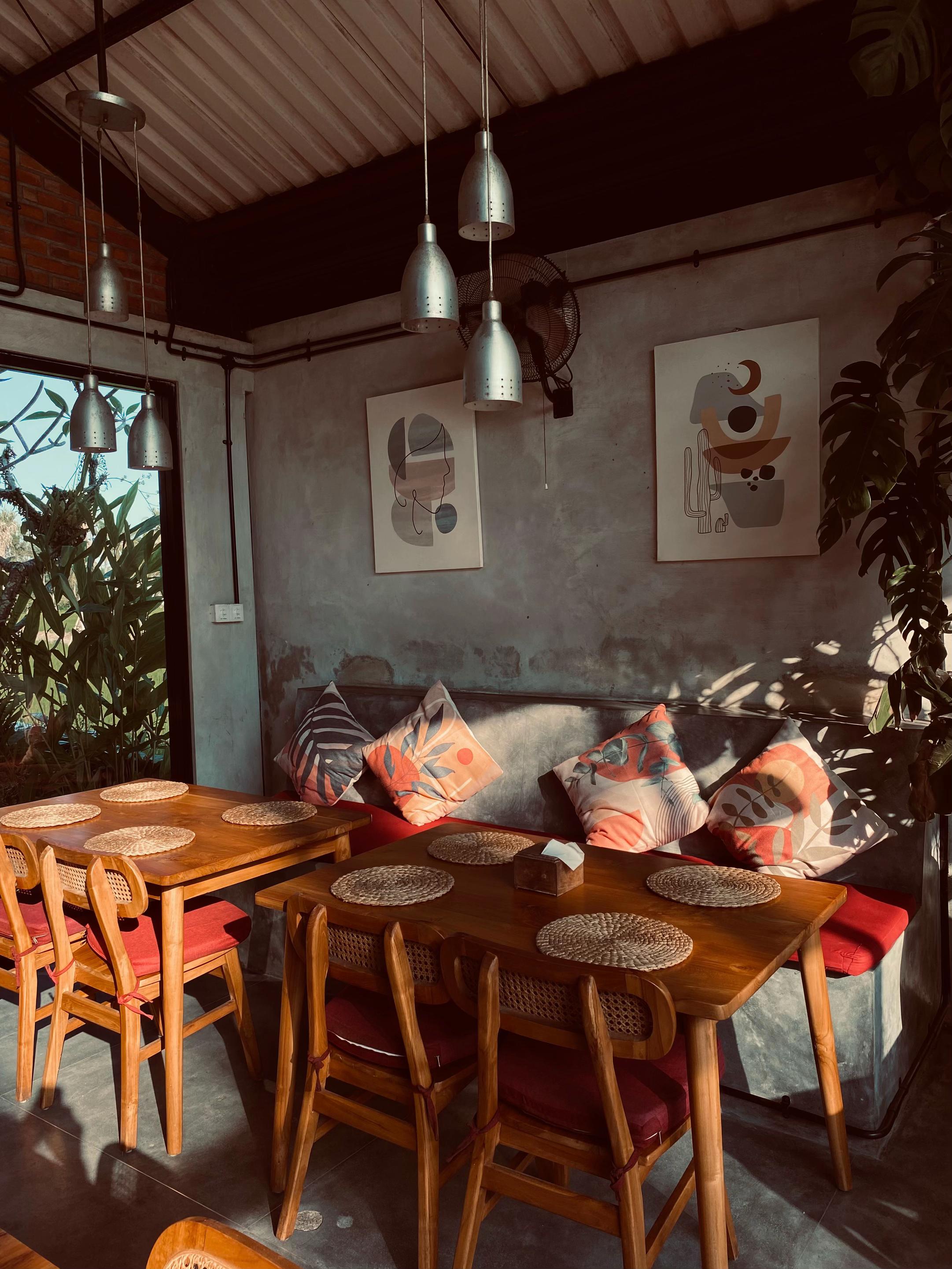 @demetri warung