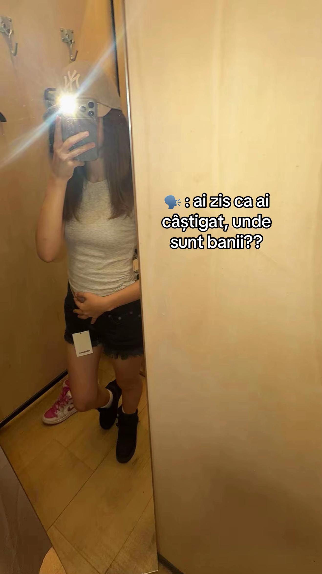 @🎱