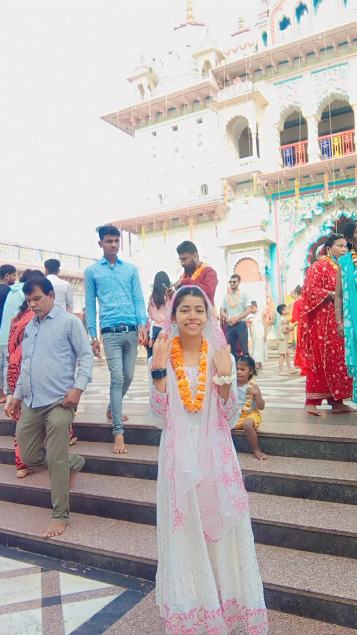 @🦚Radhe Radhe🦚🌺