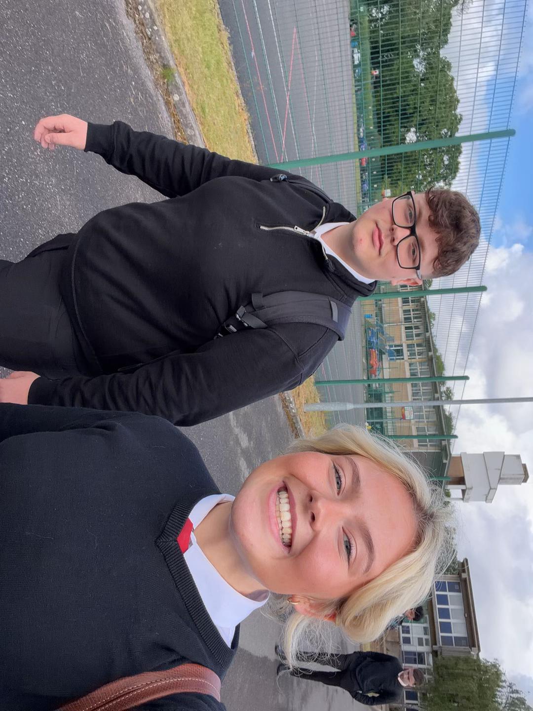 @Lily Walker x