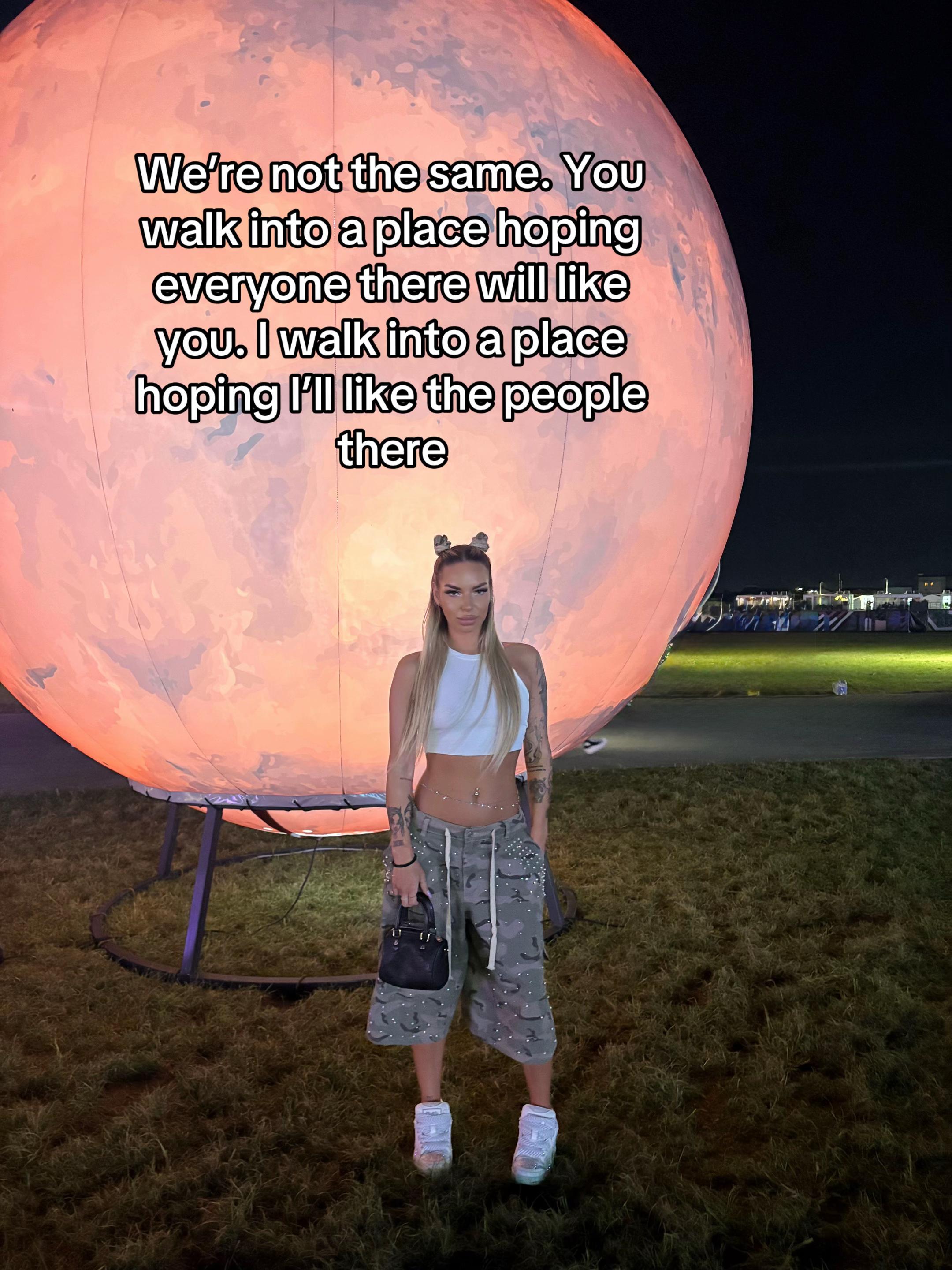 @Alllee