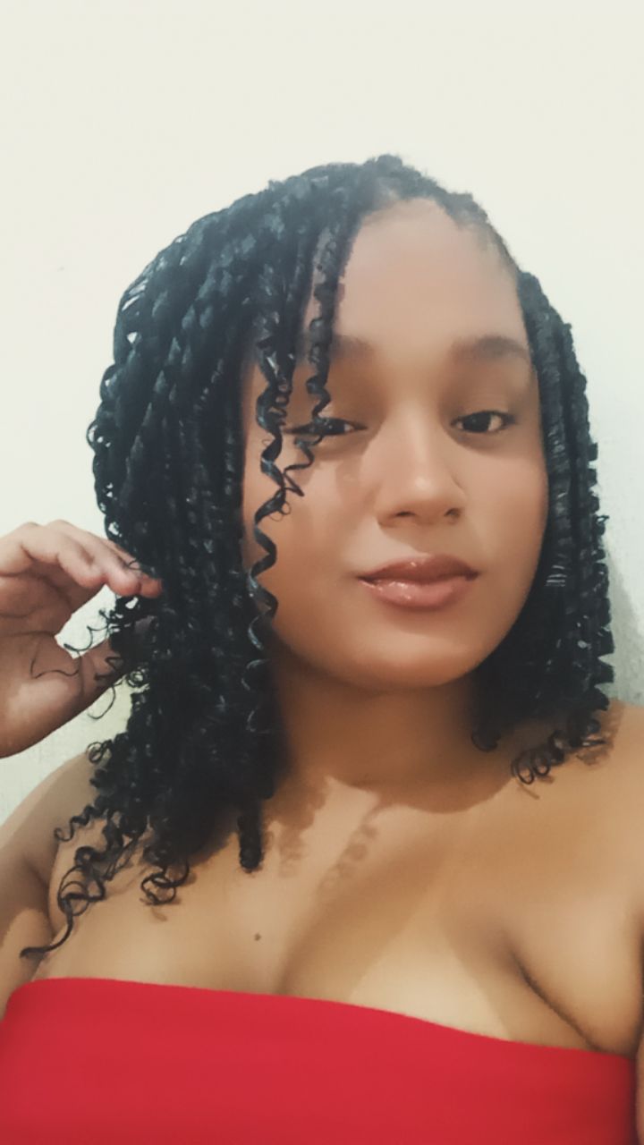 @thatazinha4