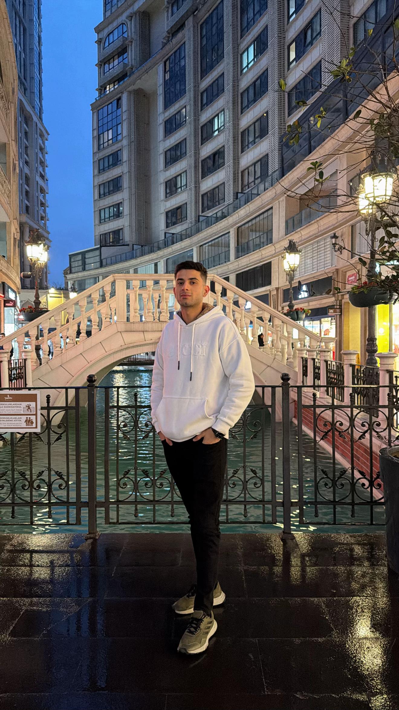 @Alzarok🔱 🇱🇾