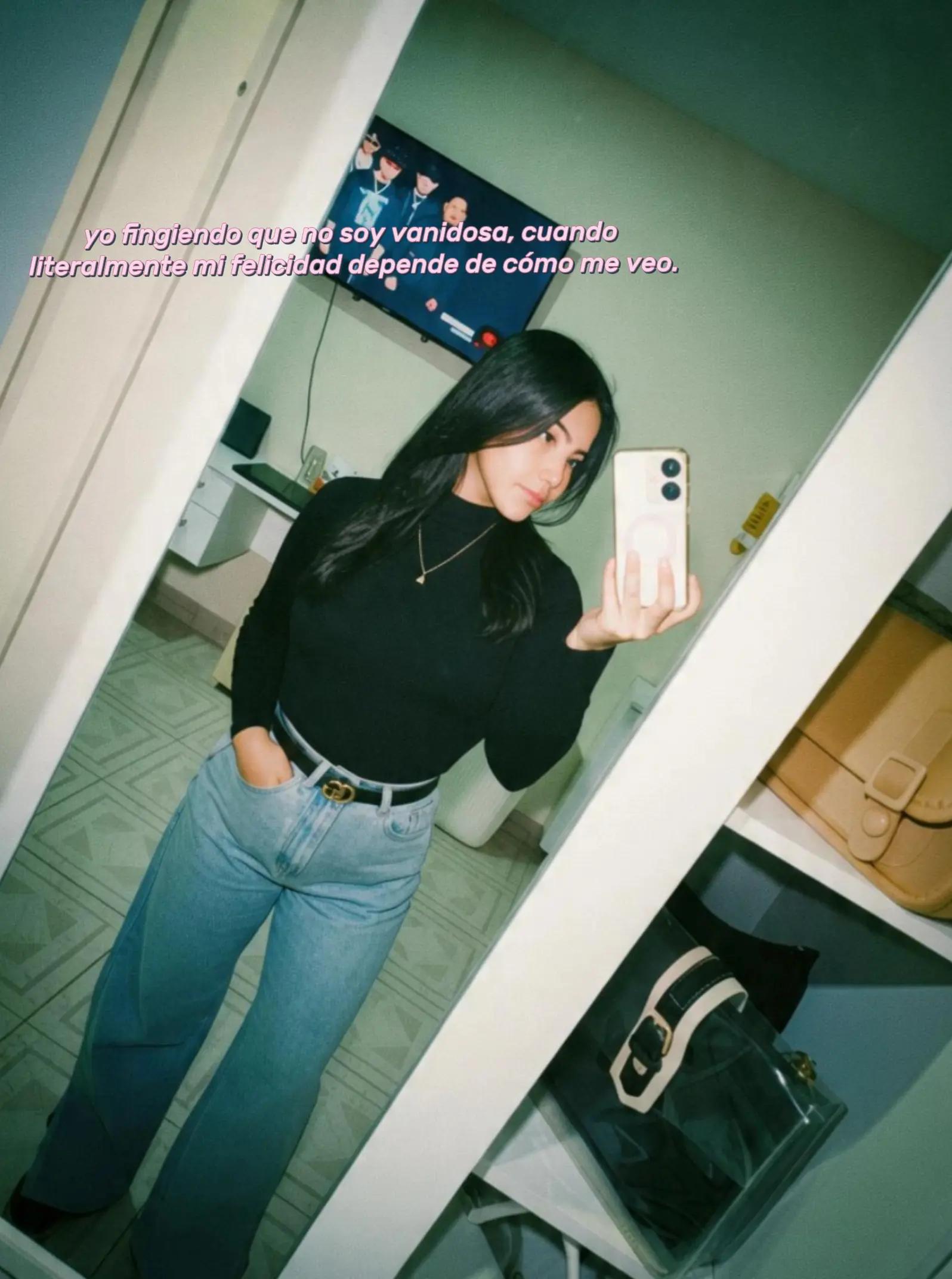 @Andrea._