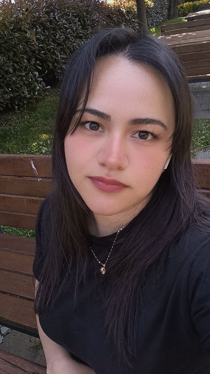 @Cemile Akyasan