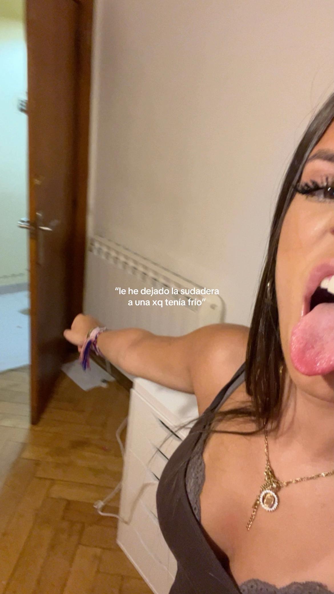 @LARA BLANCO