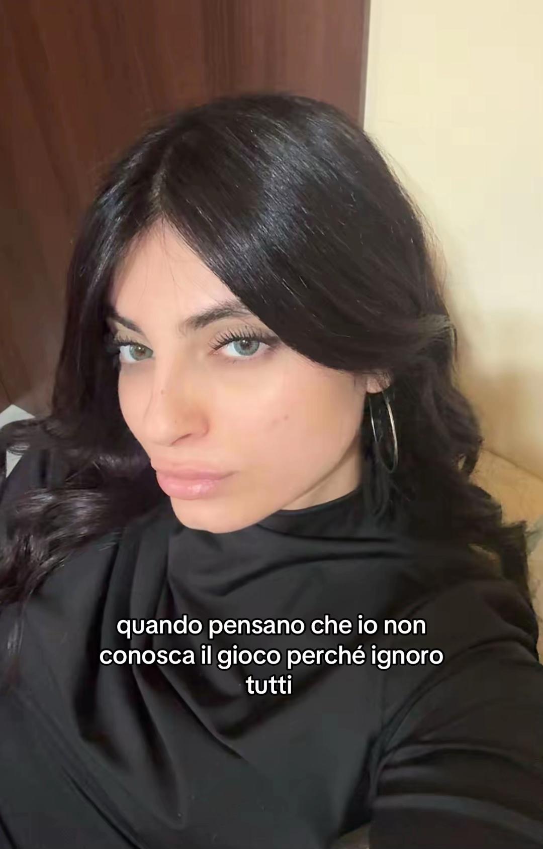 @👹