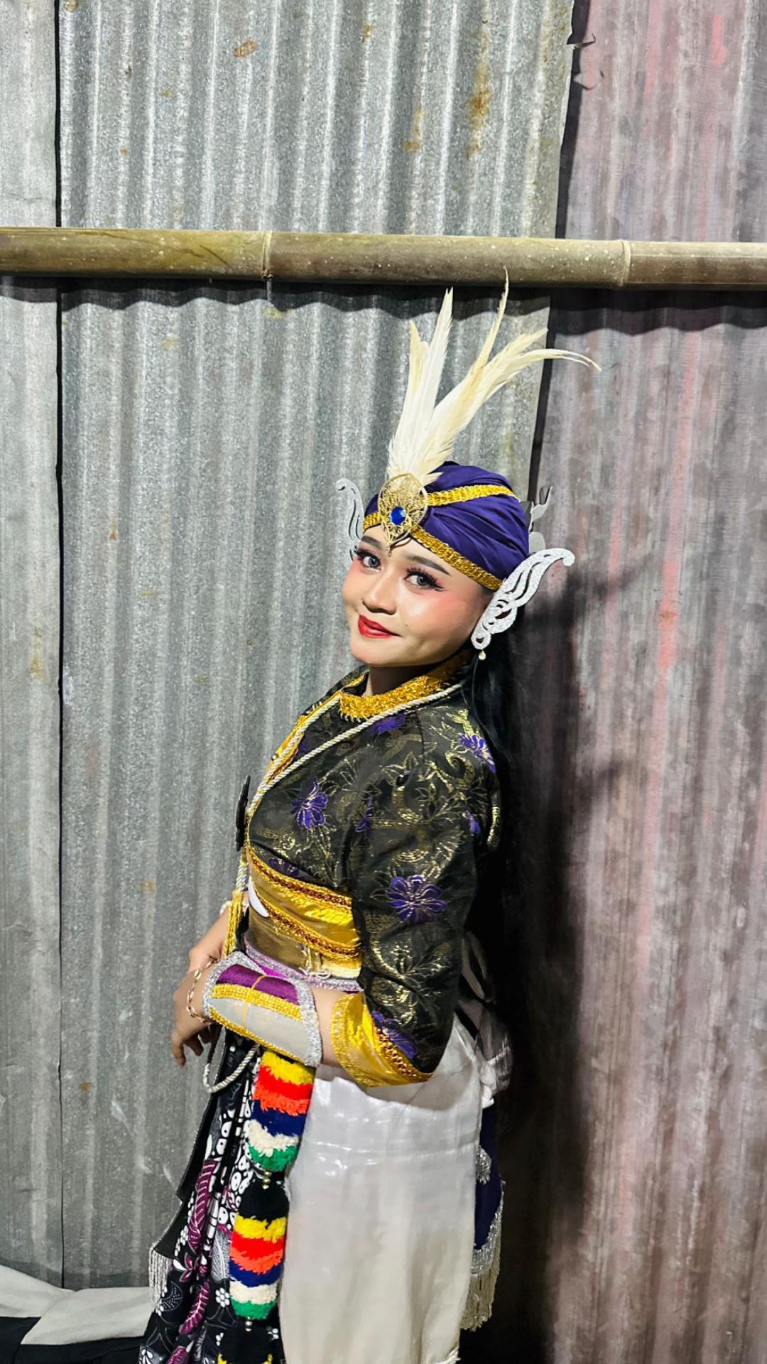 @Ara Tiara