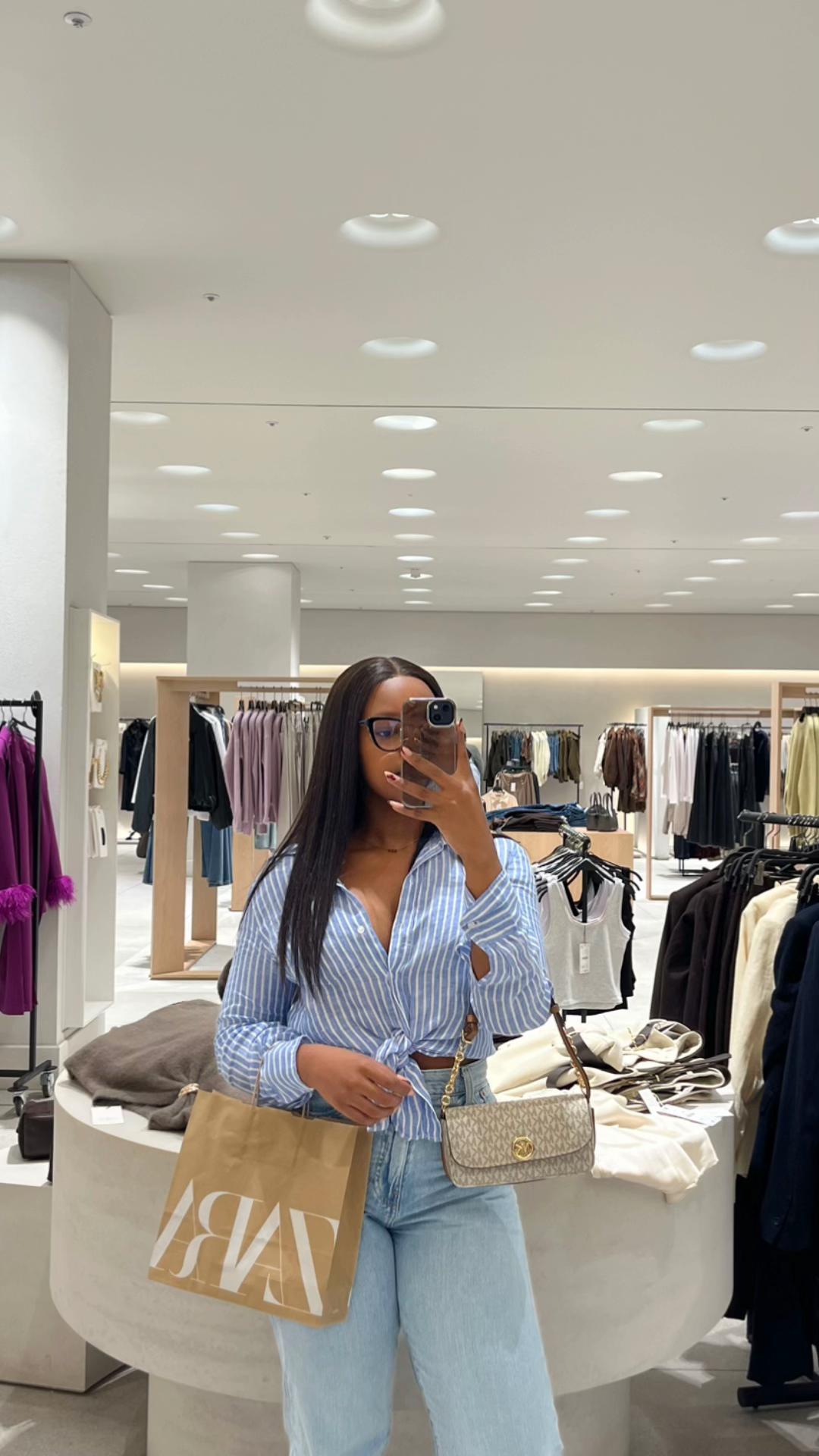 @✨𝐿𝒶𝓋𝒾𝒾𝑒✨