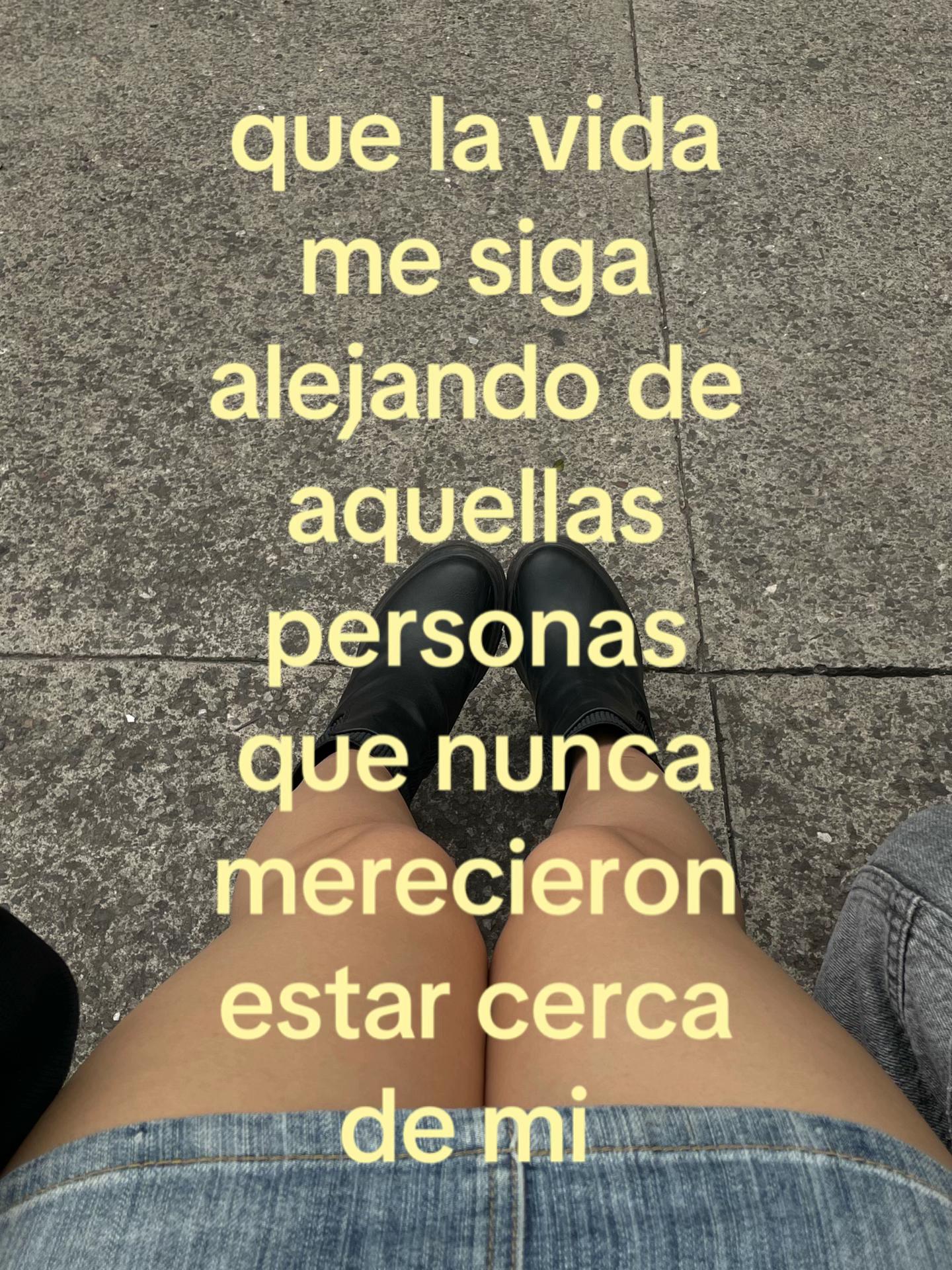 @🪷