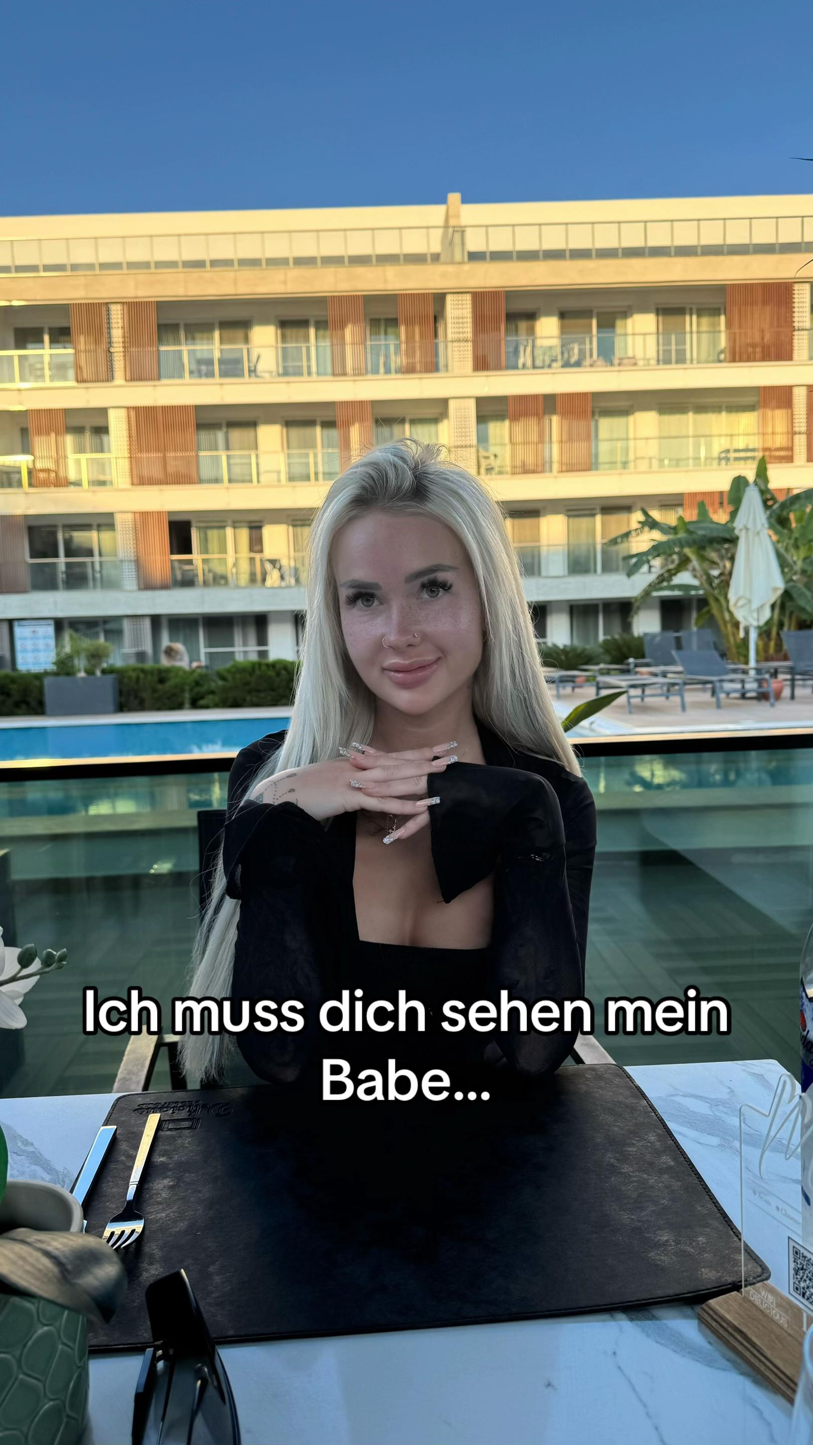 @deniseee.blond