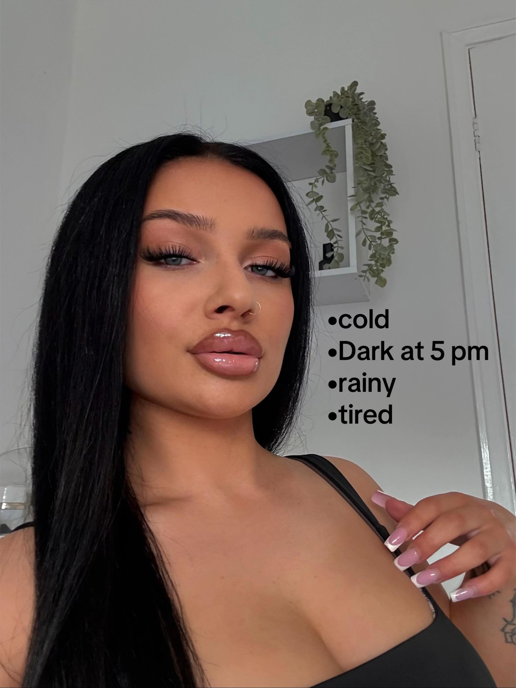 @Kelly👩🏻🖤