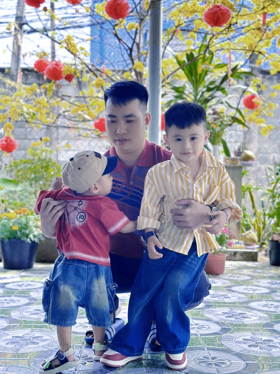 @Ph&uacute;c Hậu