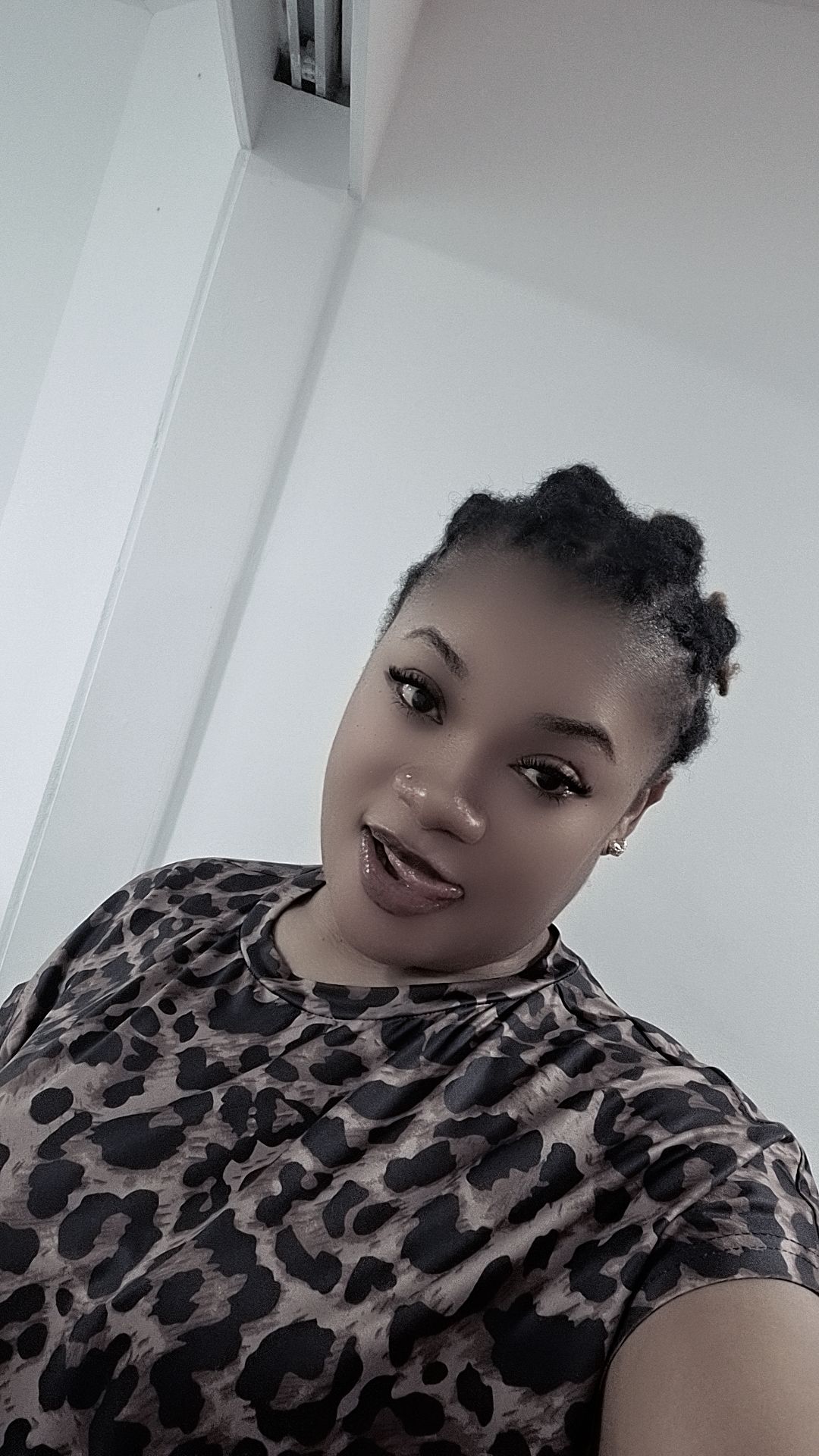 @Firstlady05