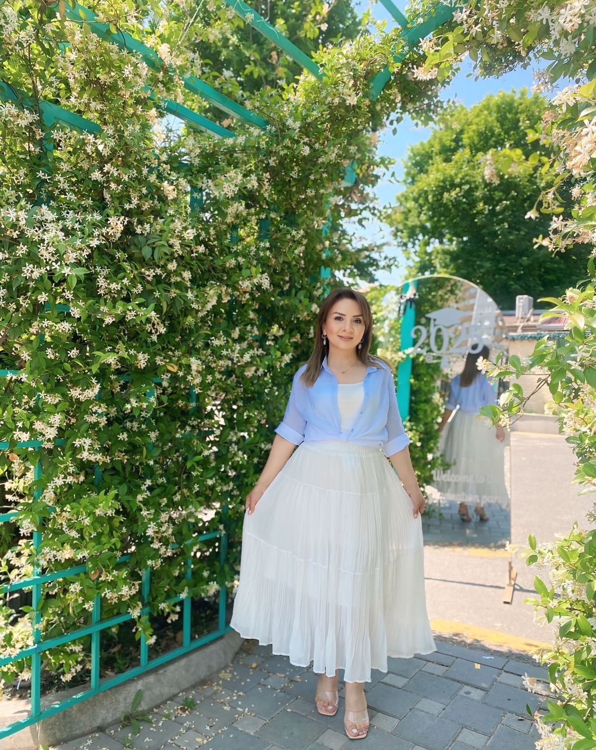 @🦋