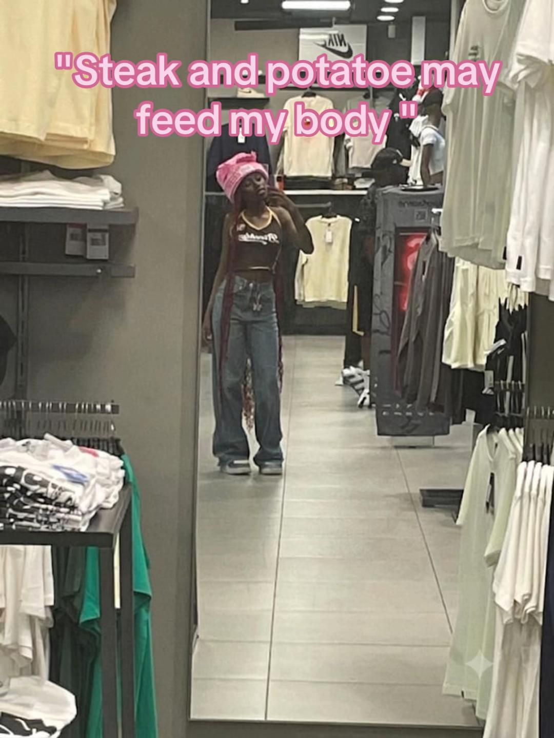 @dark_dindy97