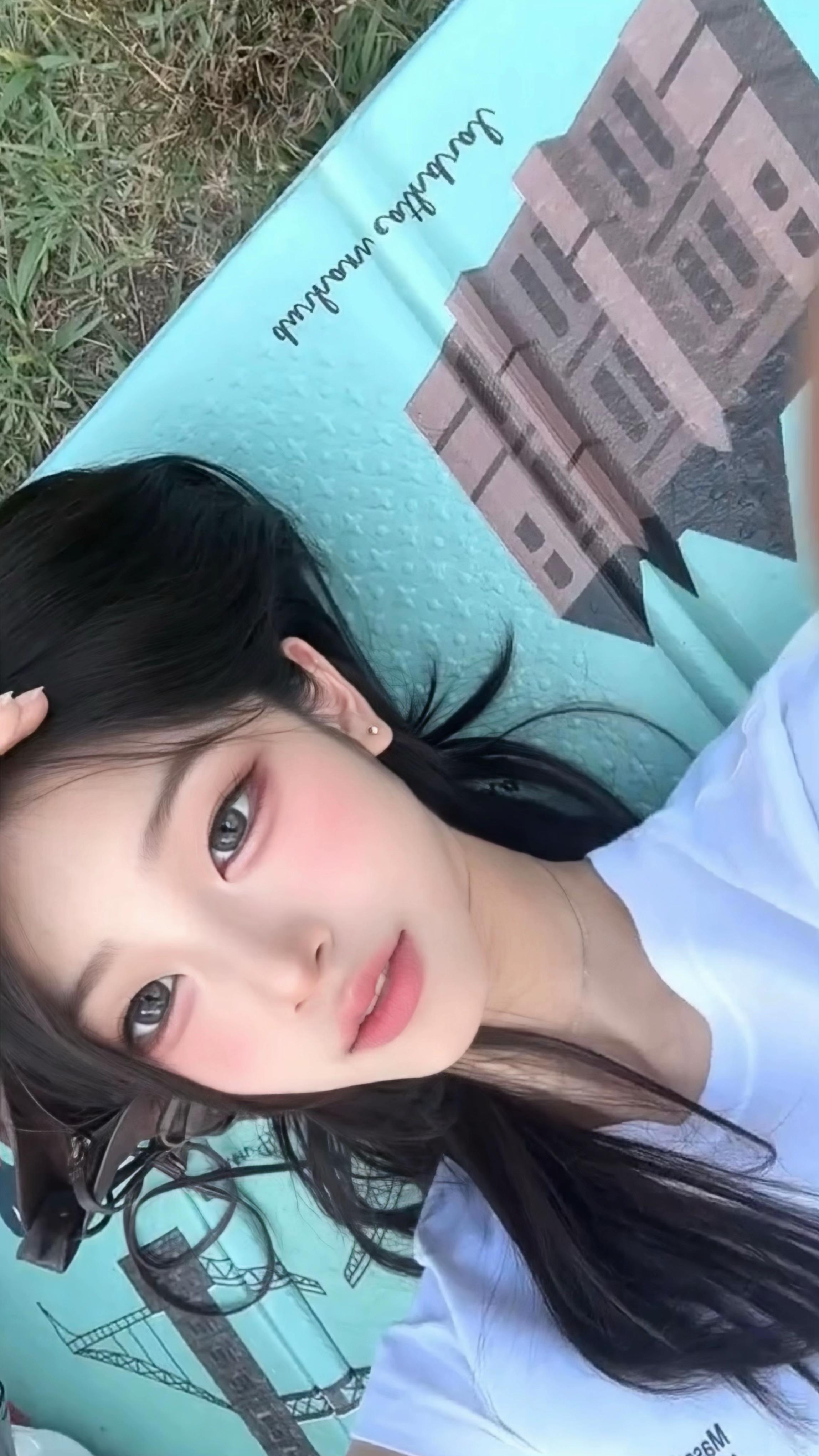 @지우
