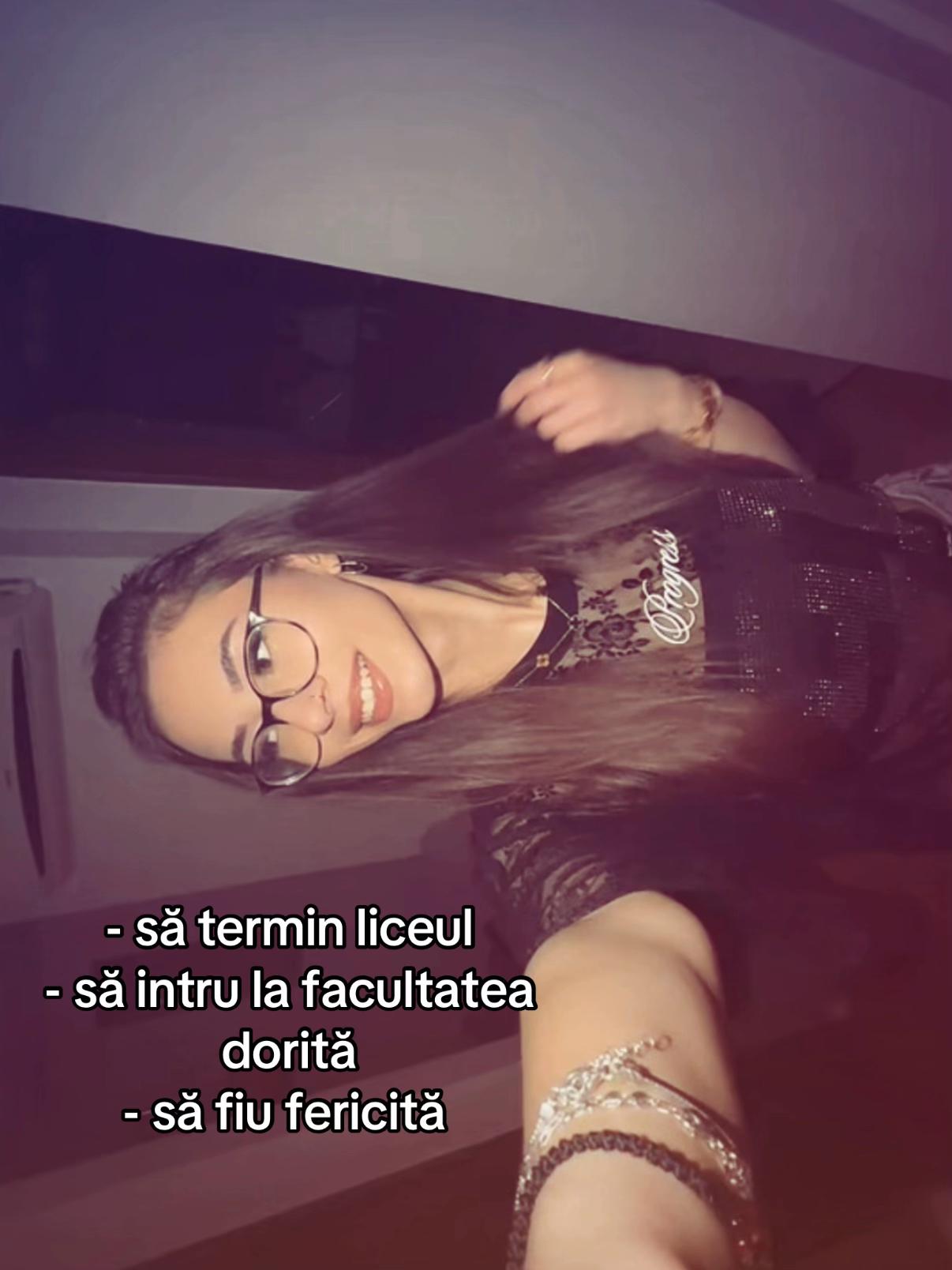@⃟