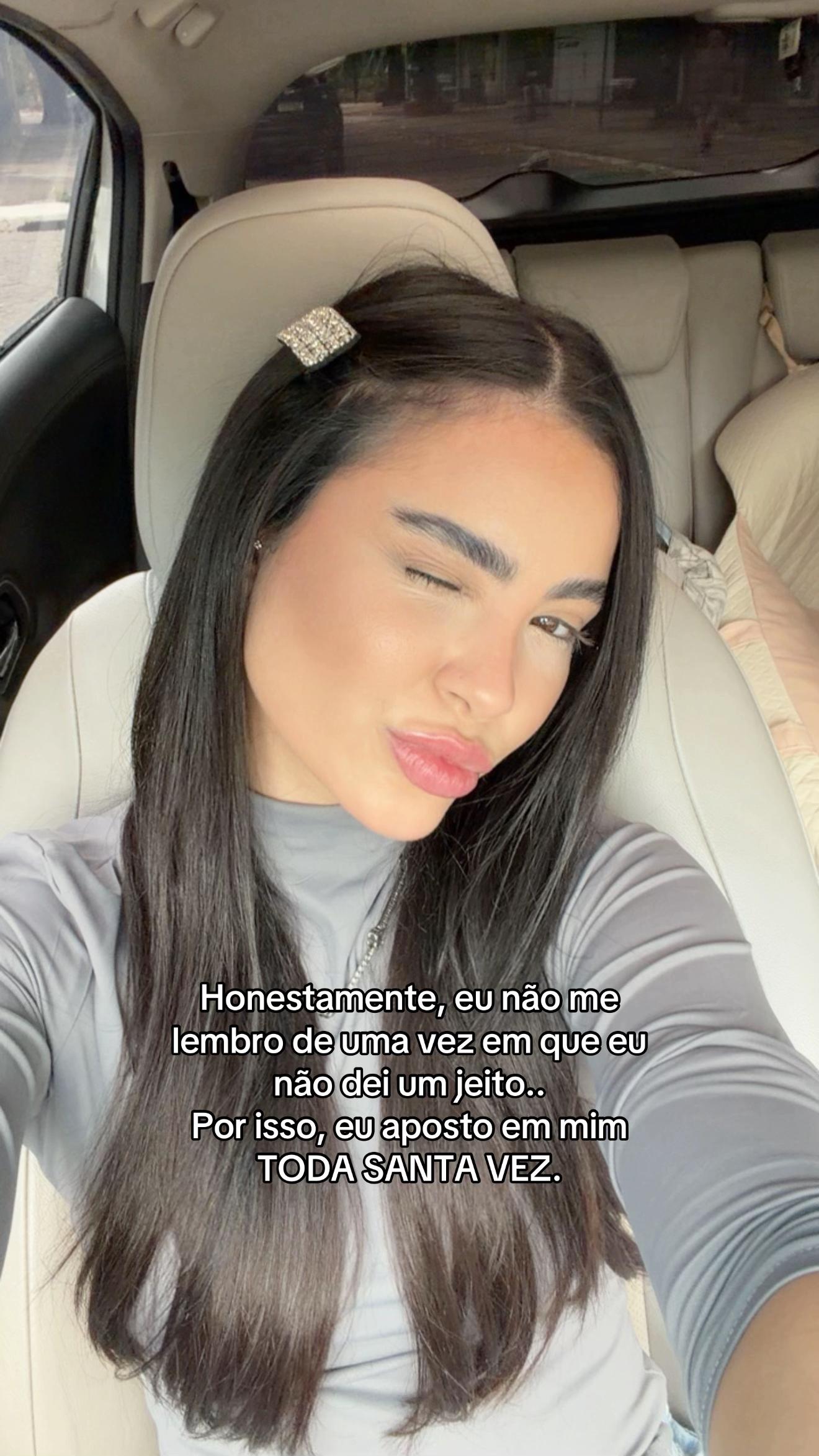 @thalitalipio