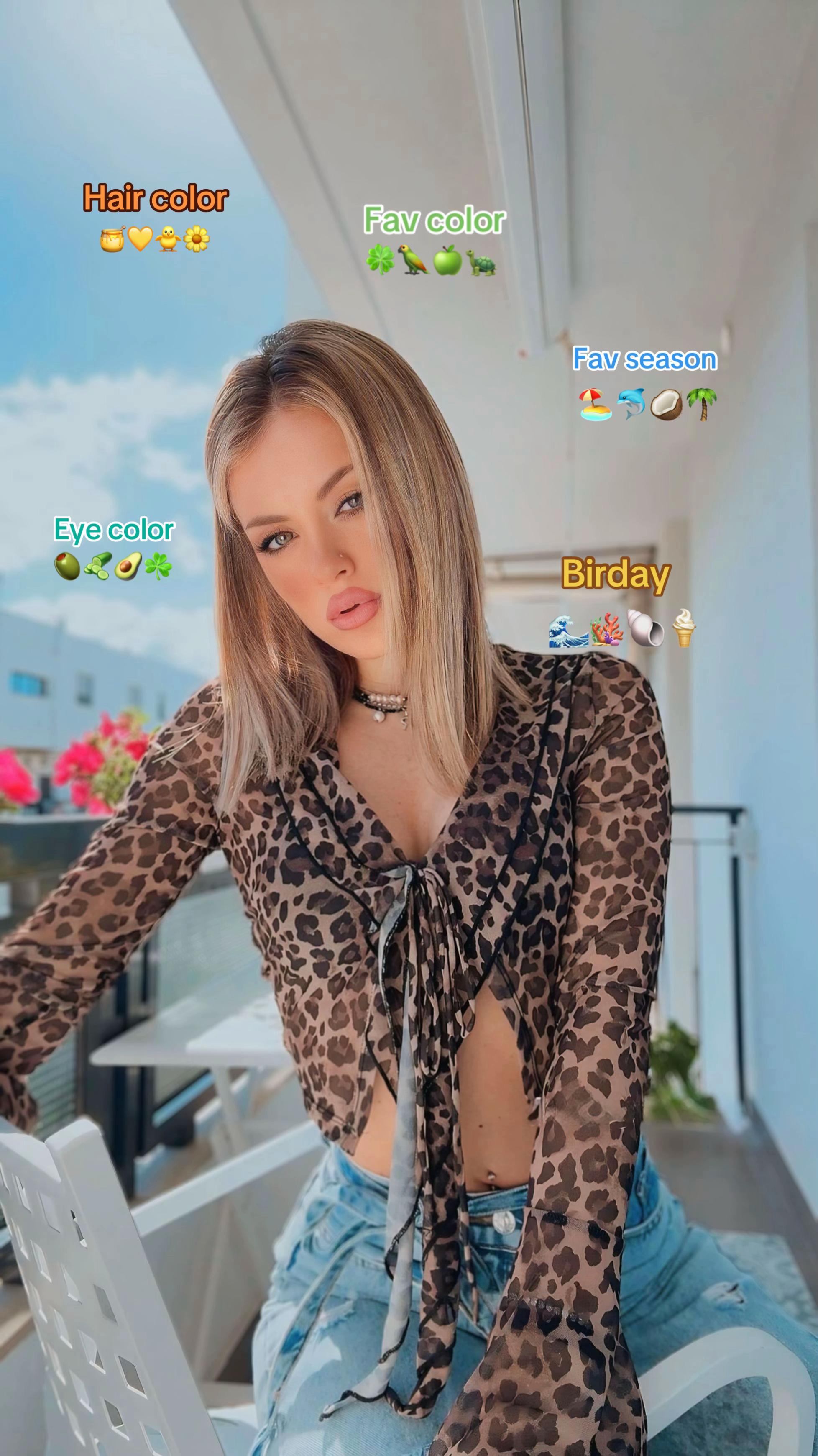 @Rossellina