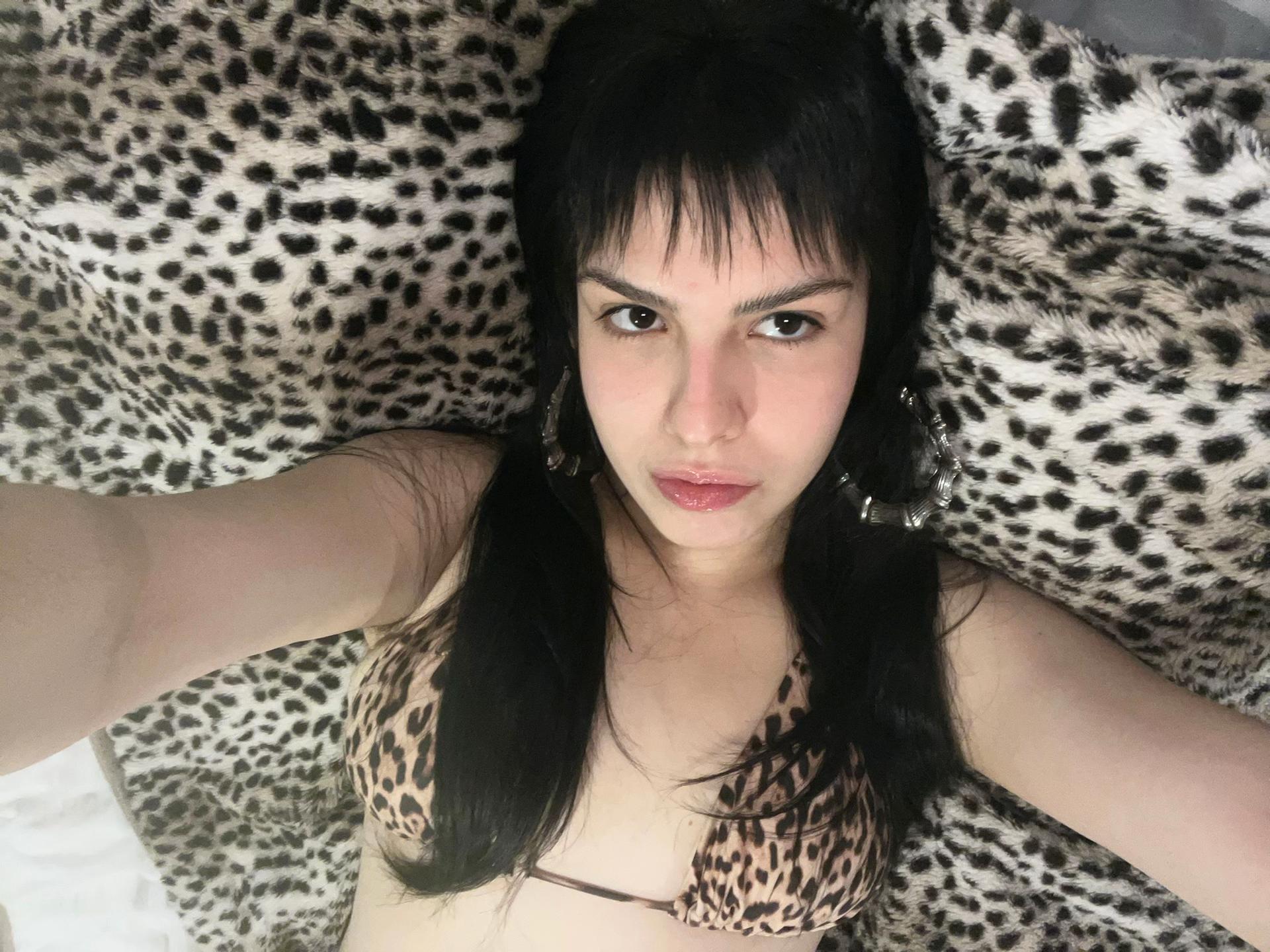 @lauraacl_
