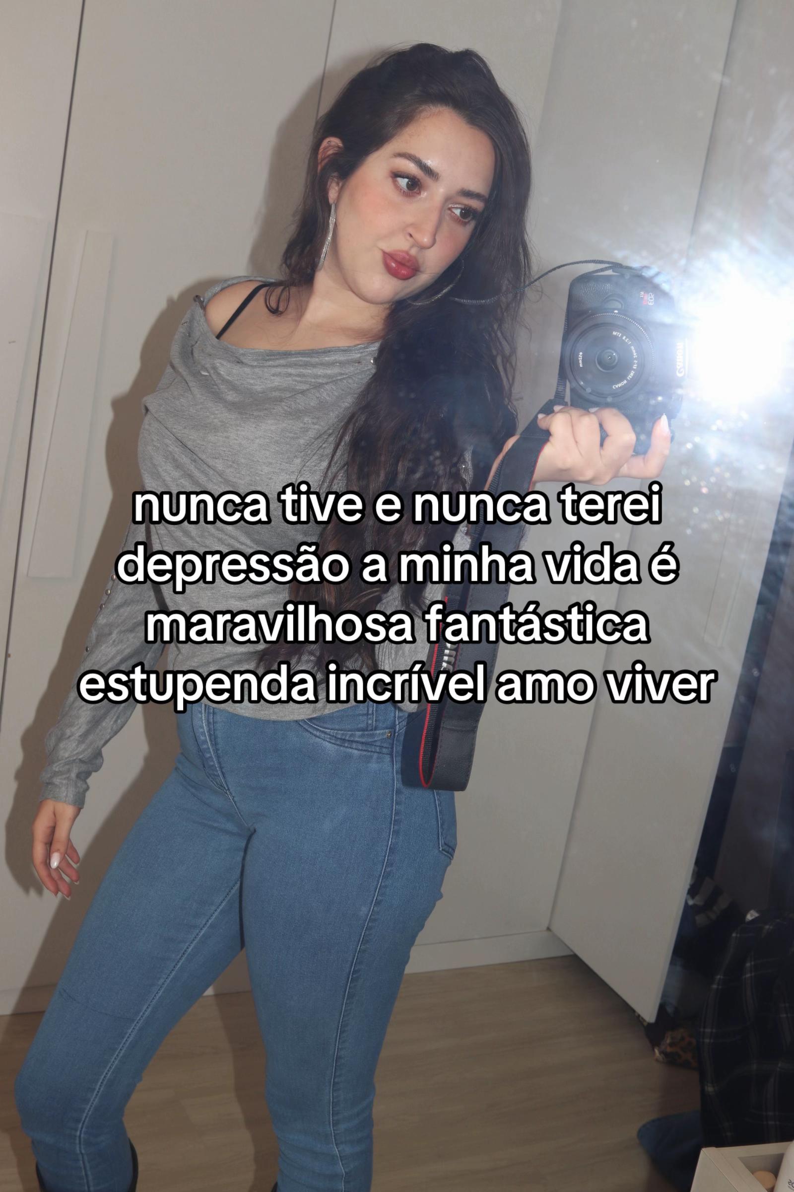 @Laura Seraphim gatinha s2